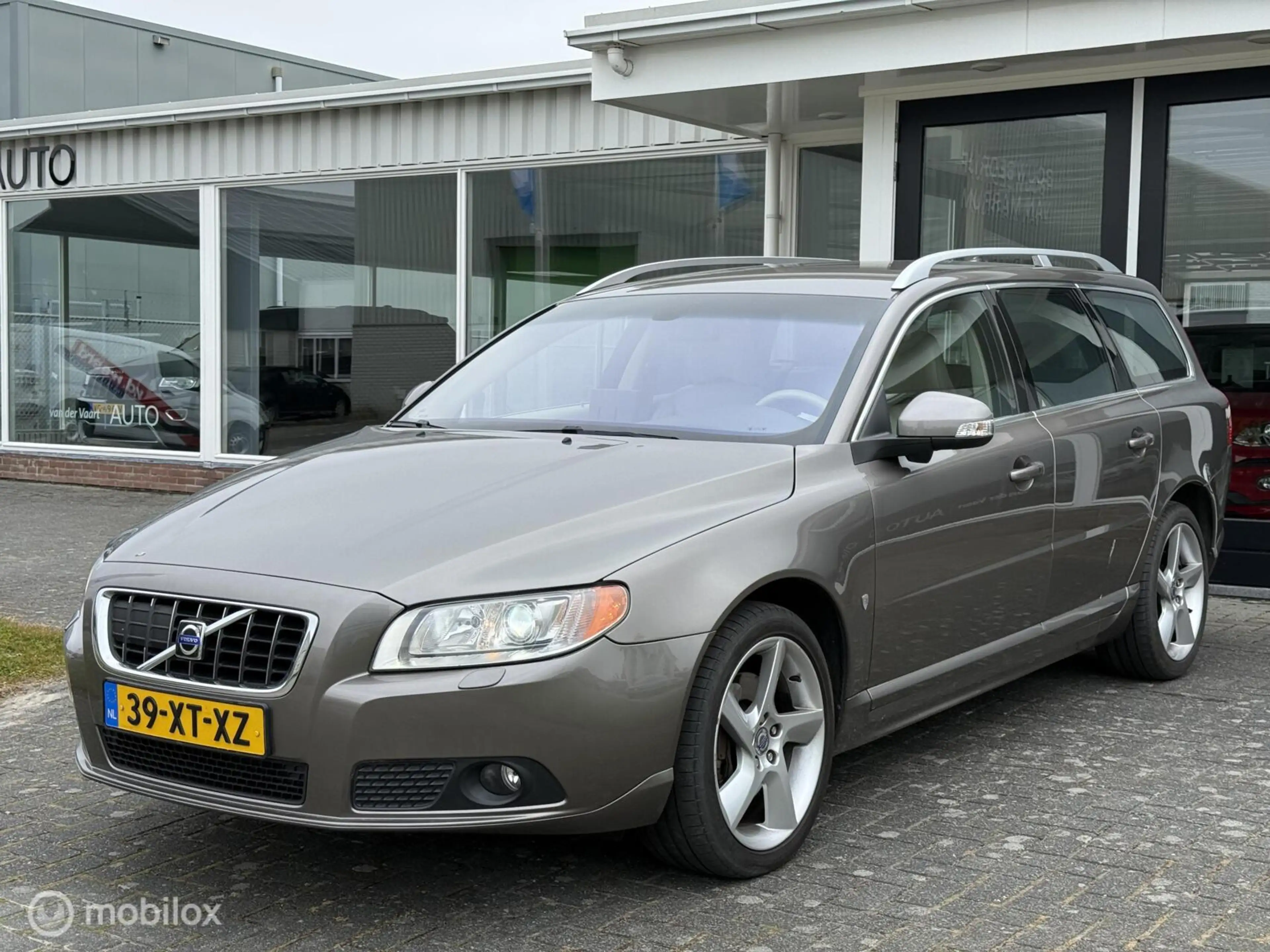 Volvo V70 3.0 T6 AWD Summum / ORIGINEEL NL / Premium Audio — photo 12