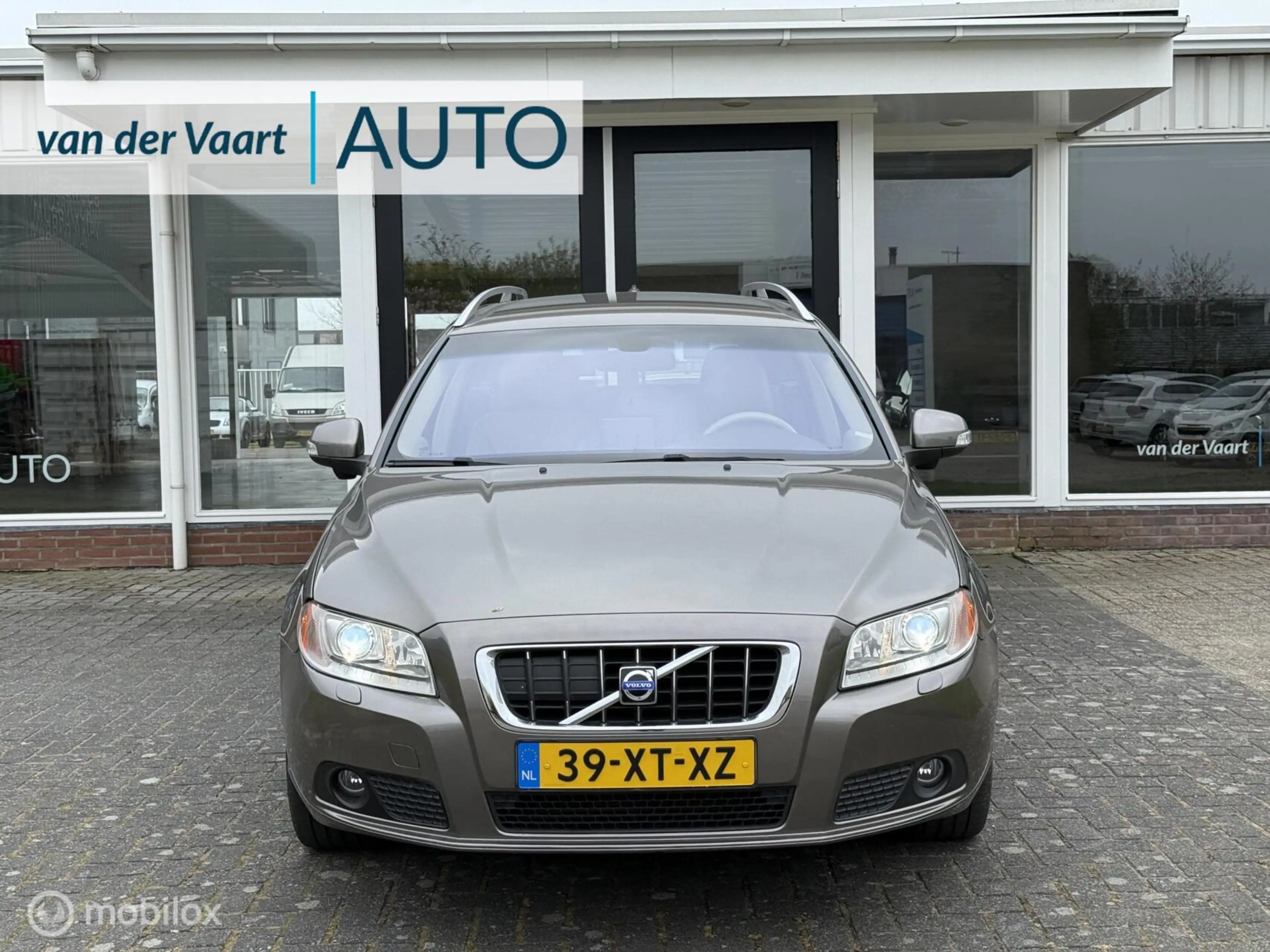 Volvo V70 3.0 T6 AWD Summum / ORIGINEEL NL / Premium Audio — photo 3