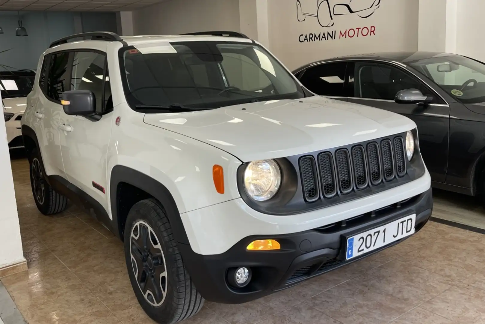 Jeep Renegade 2.0Mjt Trailhawk 4x4 ADLow Aut. 125kW Blanco - 1