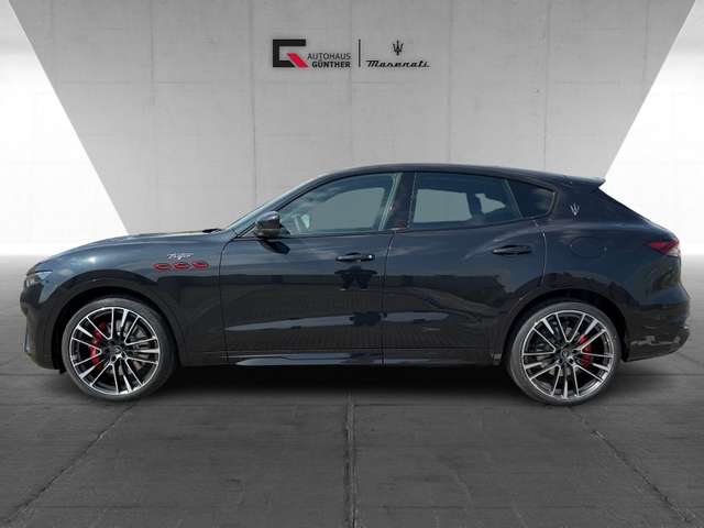 Maserati Levante TROFEO MY23 V8 580PS AWD Nero&Nero