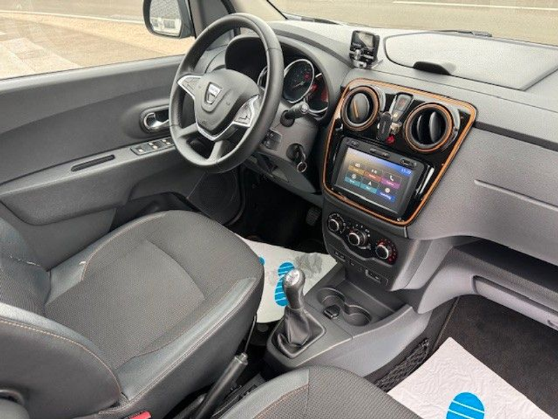 Dacia Lodgy Stepway 7 Sitzplätze — photo 8