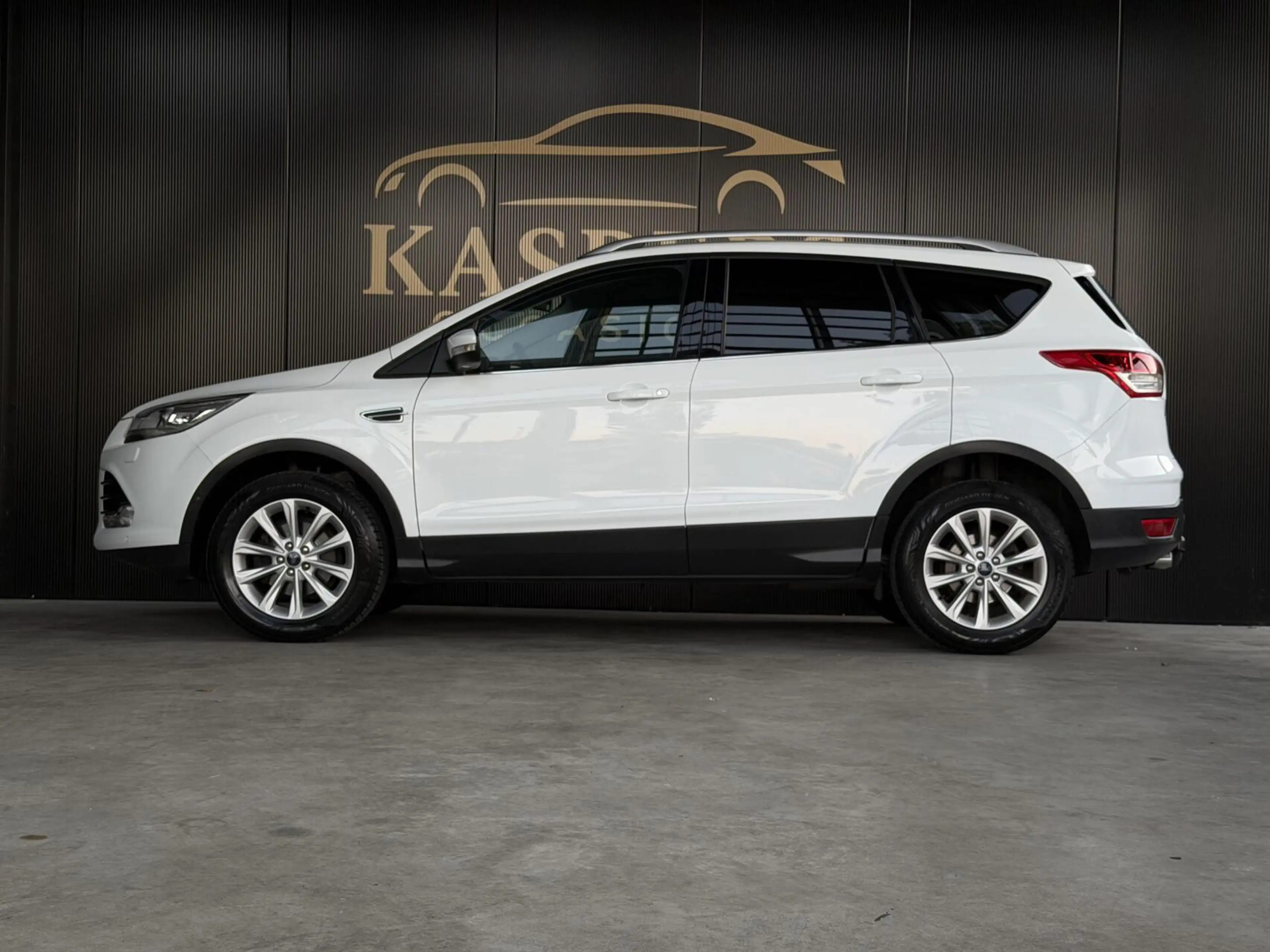 Ford Kuga 1.5 Titanium |Airco|Trekhaak|Leder|Nieuwe motor| — photo 5
