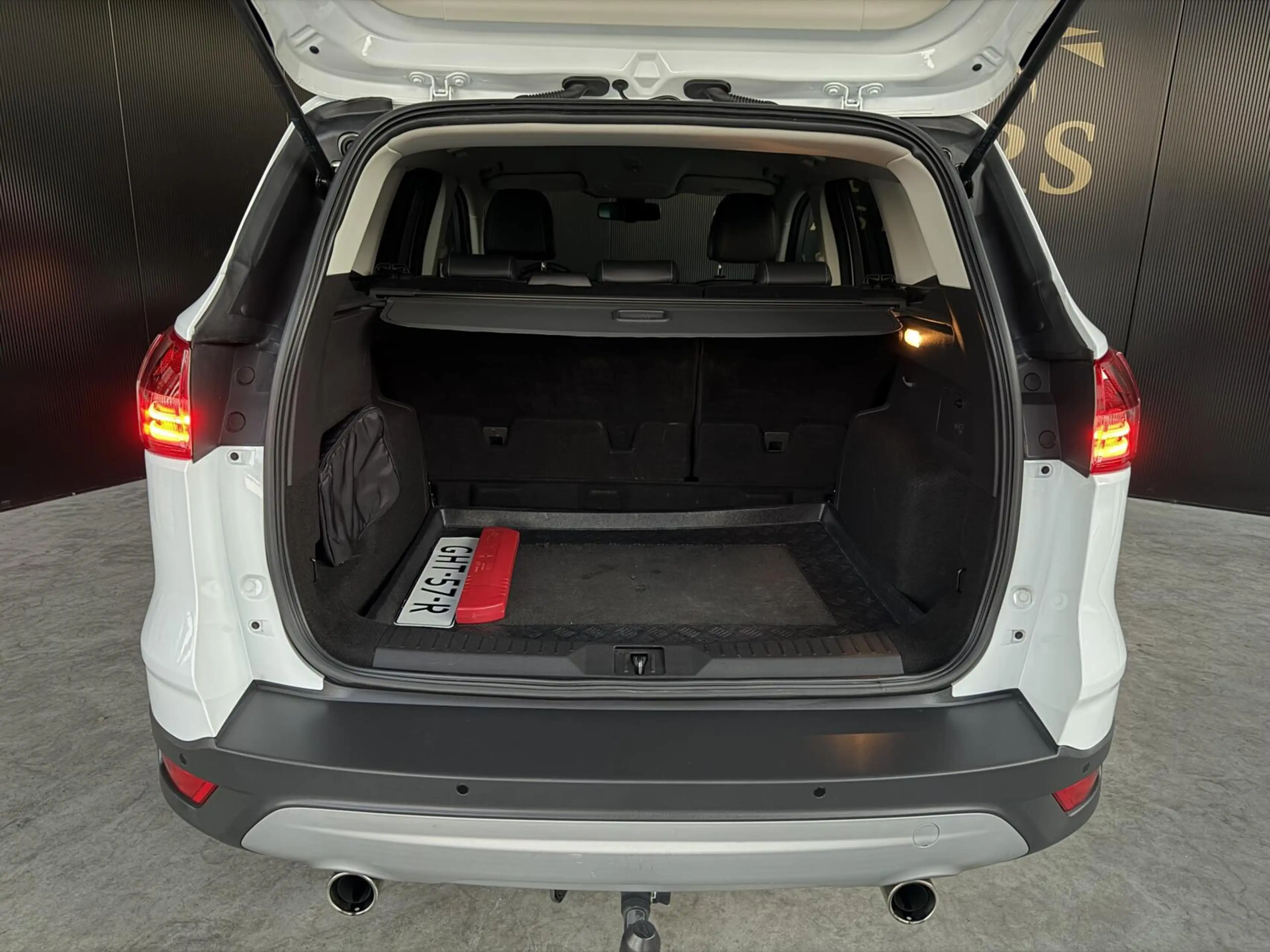 Ford Kuga 1.5 Titanium |Airco|Trekhaak|Leder|Nieuwe motor| — photo 7