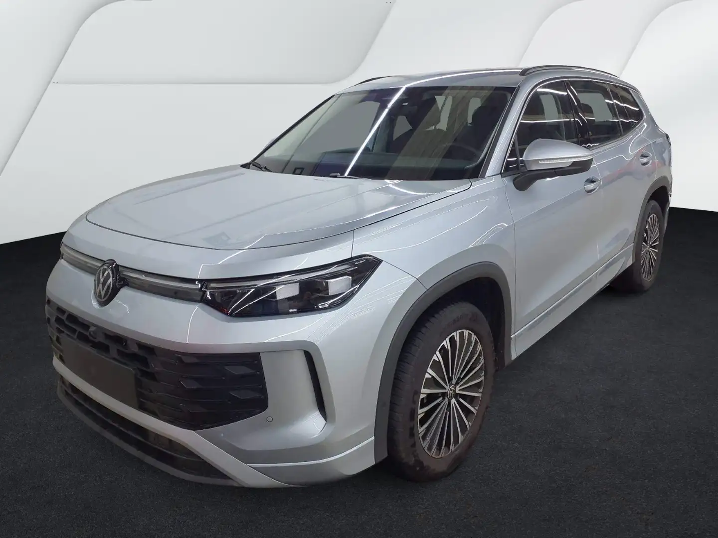 Volkswagen Tayron 1.5 eTSI DSG LIFE NAVI AHK KAMERA KLIMA Silber - 1