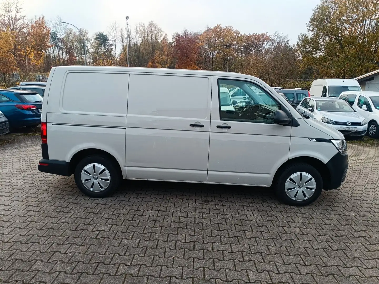 Volkswagen T6 Transporter T6.1 Transporter 2,0 TDI Grau - 2