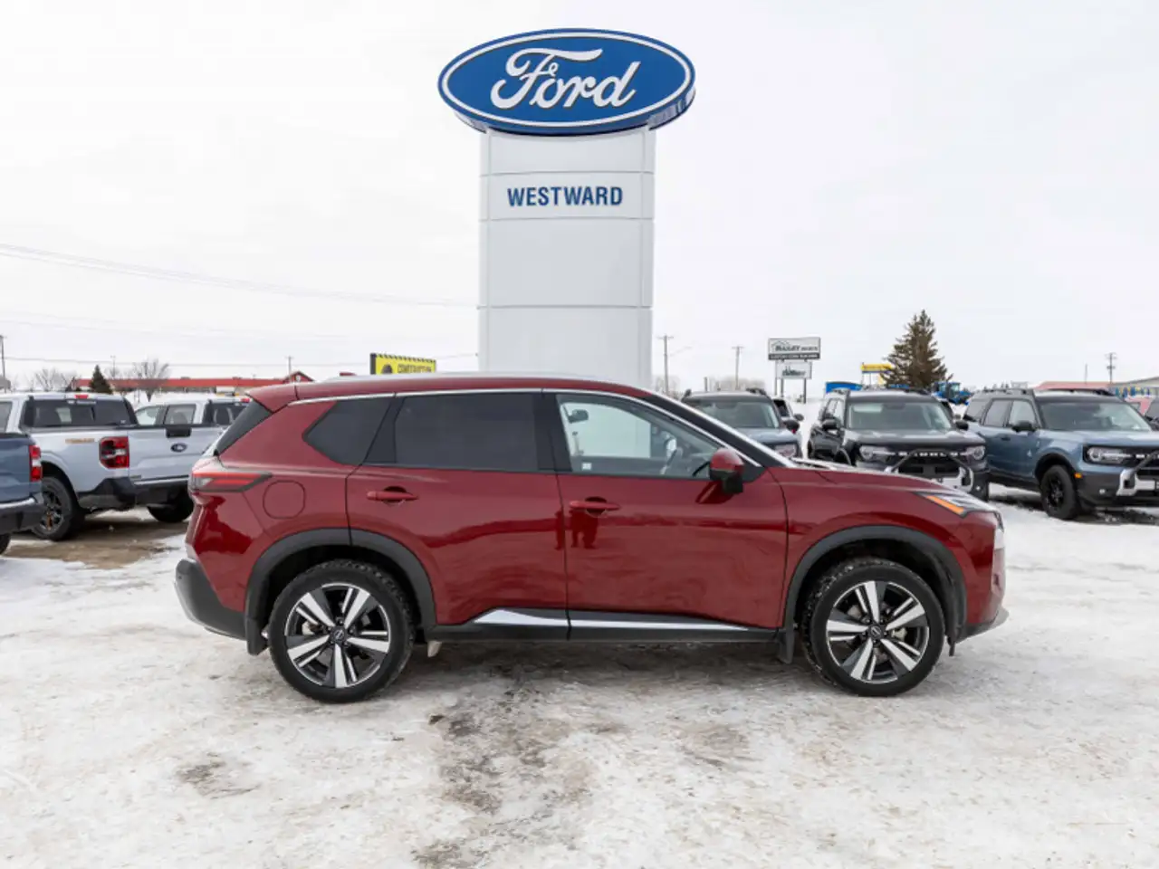 Nissan Rogue снимка Nissan Rogue