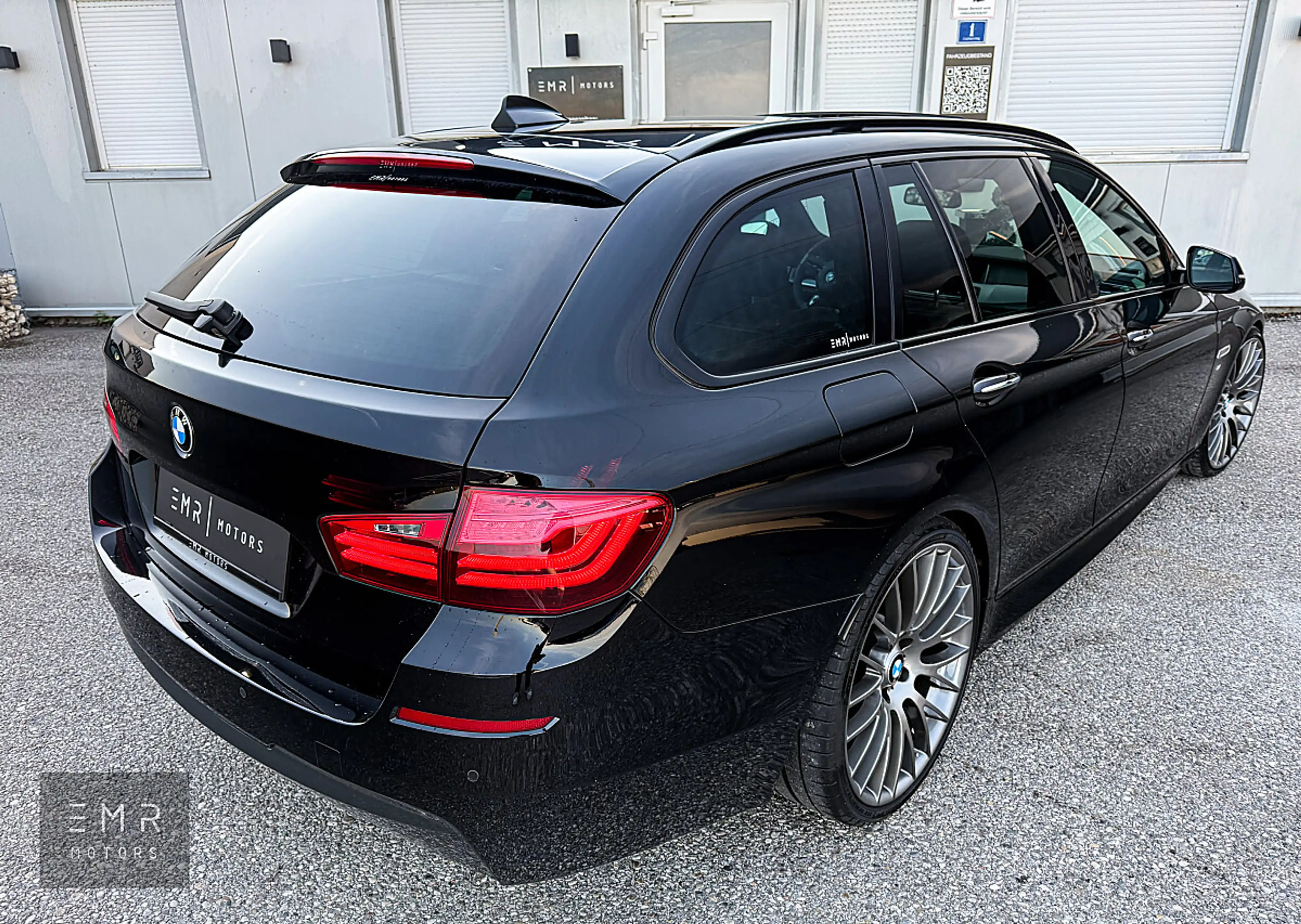 BMW 530 d Touring xDrive LCI M-SPORTPAKET, ADAPTIVE-LED... — photo 11
