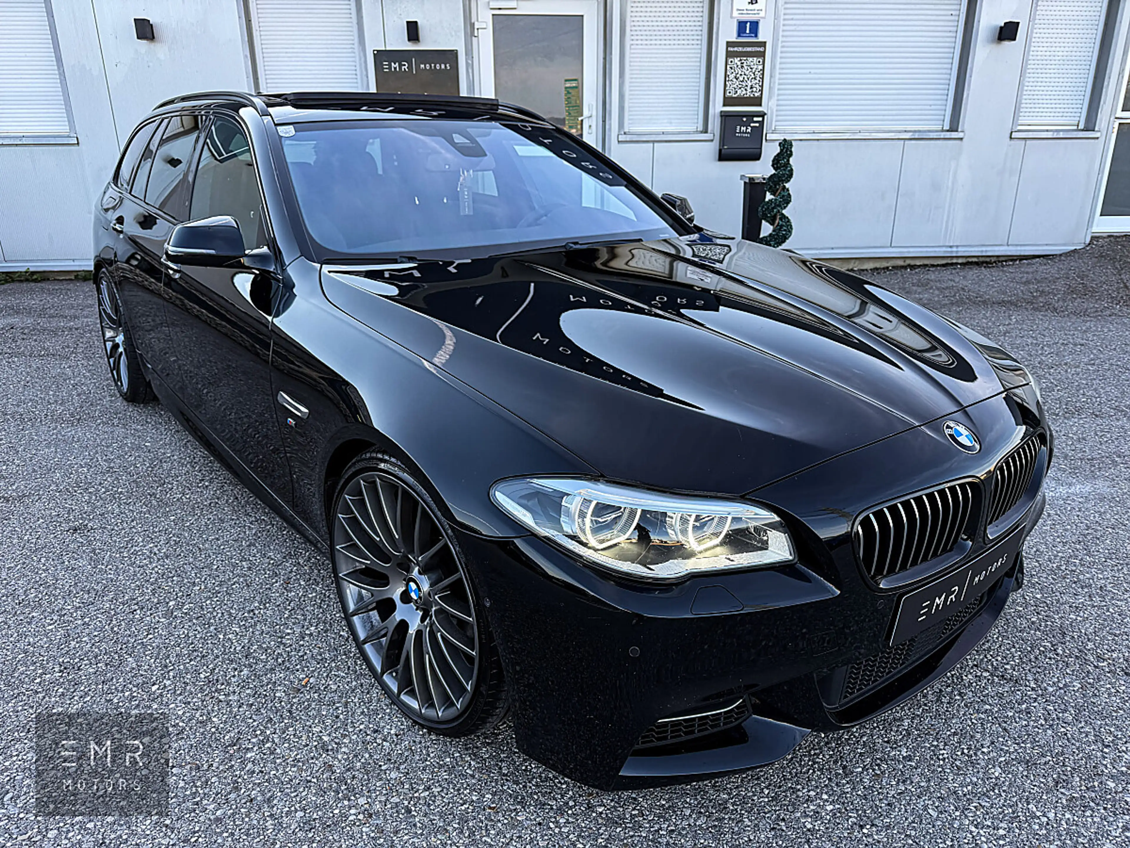 BMW 530 d Touring xDrive LCI M-SPORTPAKET, ADAPTIVE-LED... — photo 6