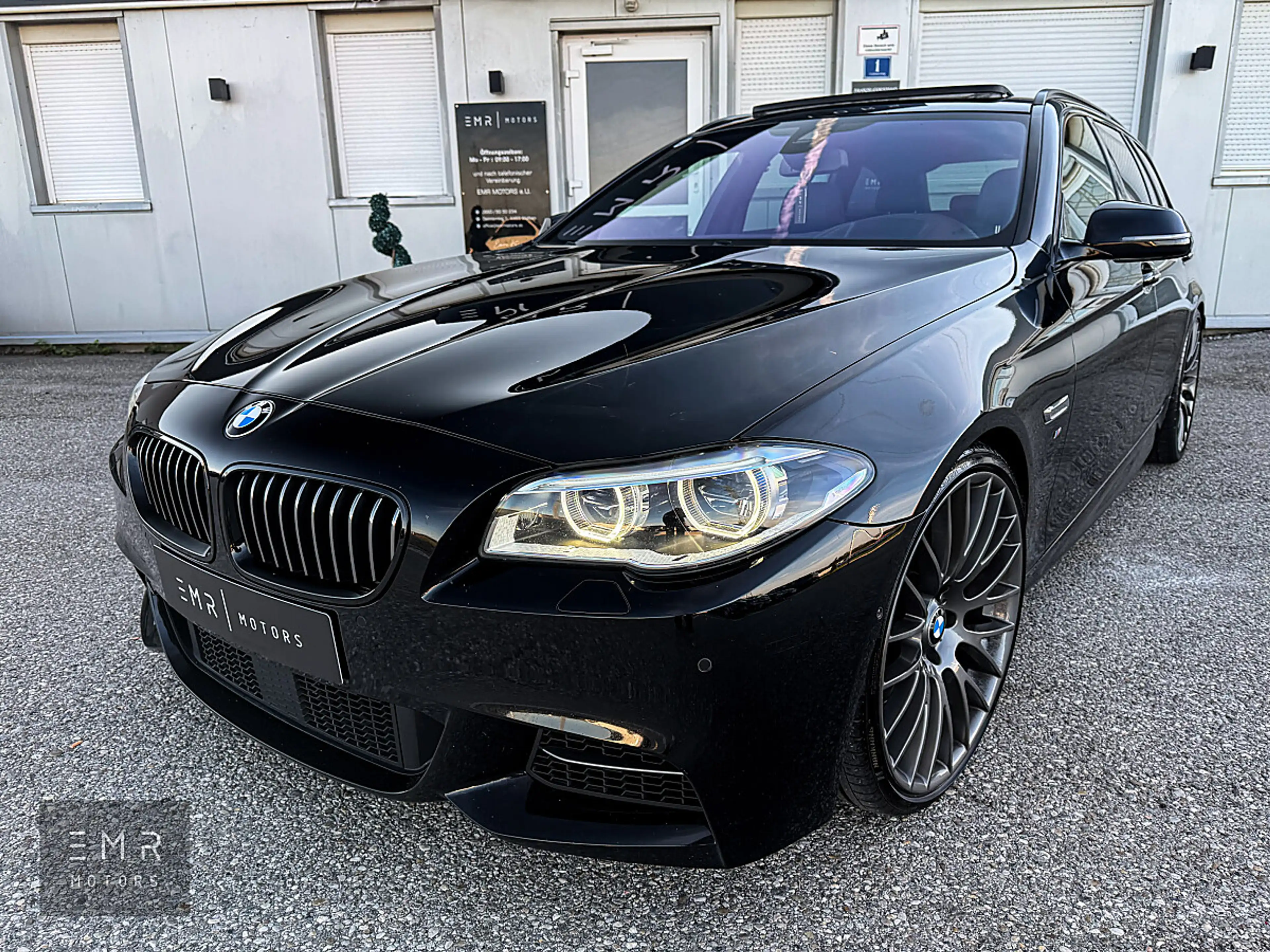 BMW 530 d Touring xDrive LCI M-SPORTPAKET, ADAPTIVE-LED... — photo 2