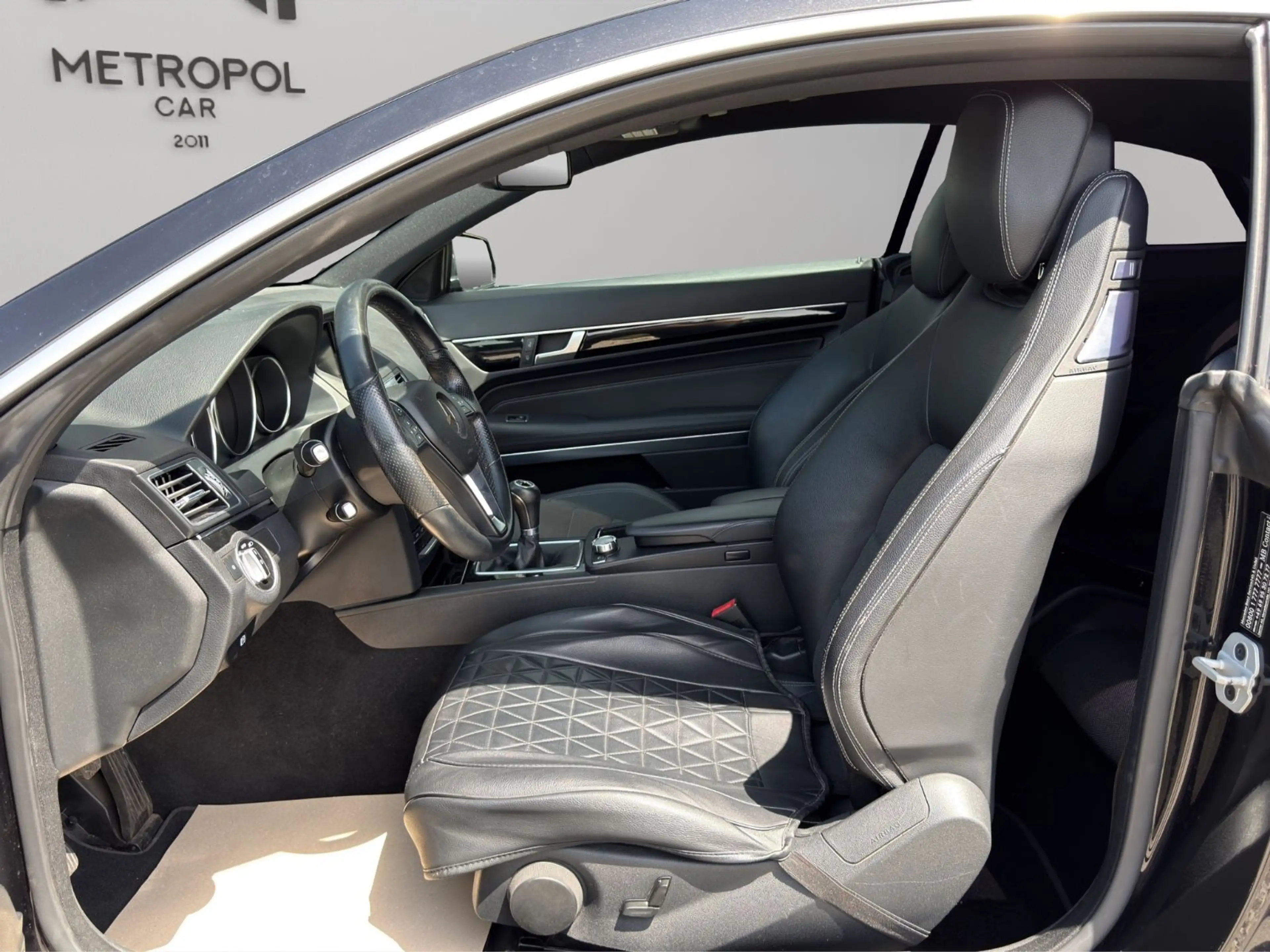 Mercedes-Benz E 200 Coupe *Garantie*Finanzierung* — photo 11