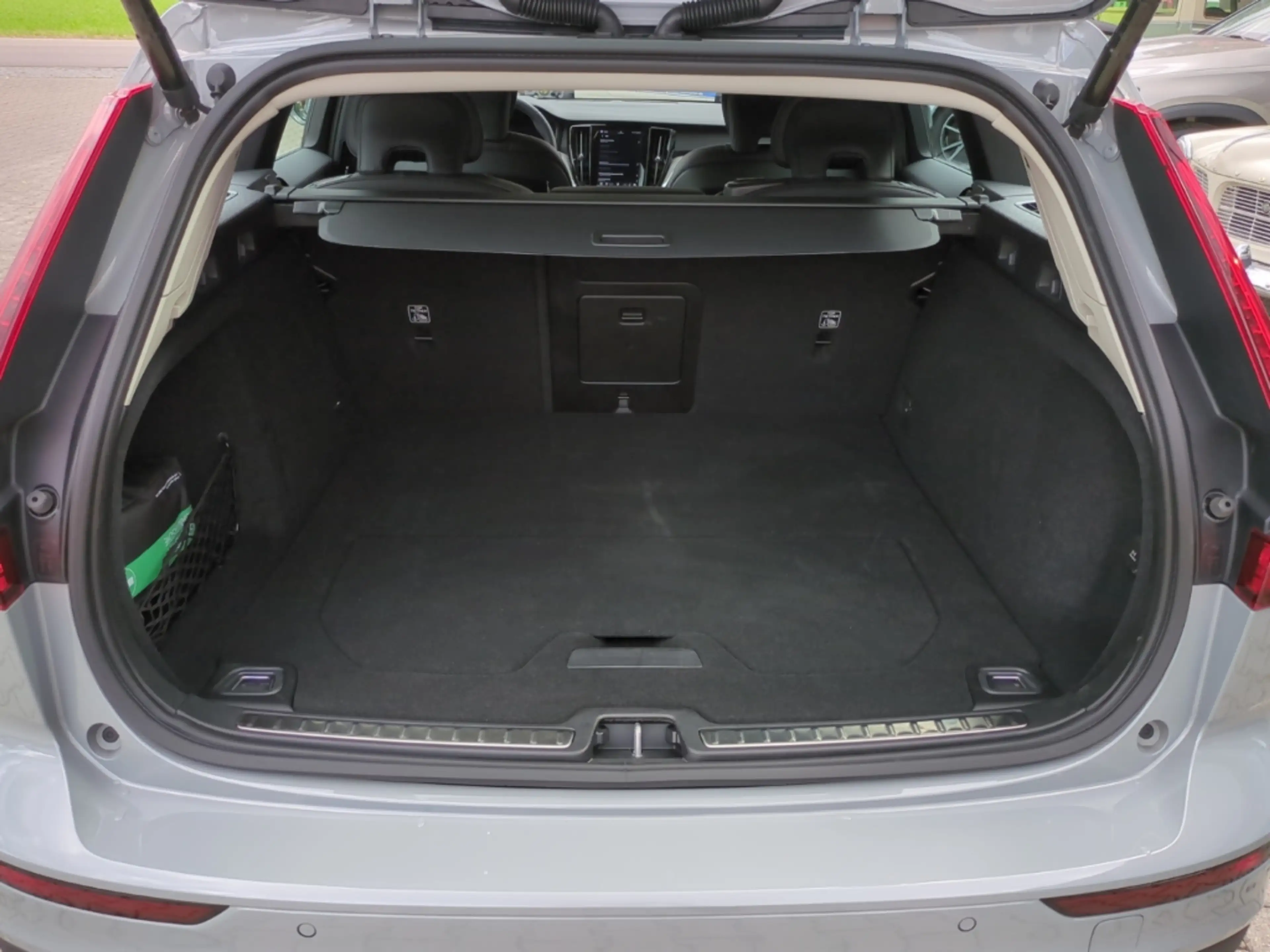 Volvo V60 Cross Country Cross Country Plus AWD Navi Leder Memory Sitze Sou — photo 14
