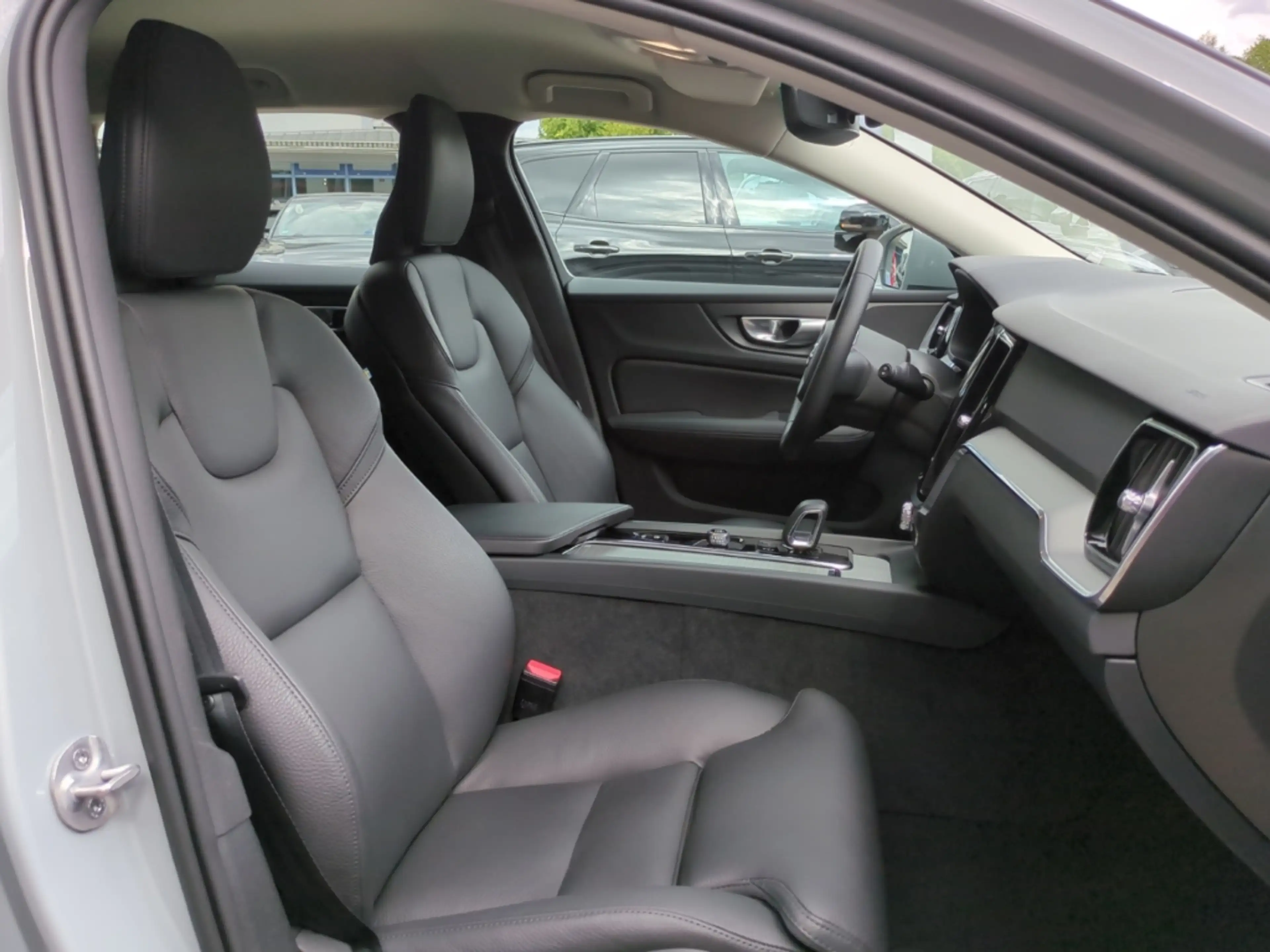 Volvo V60 Cross Country Cross Country Plus AWD Navi Leder Memory Sitze Sou — photo 13