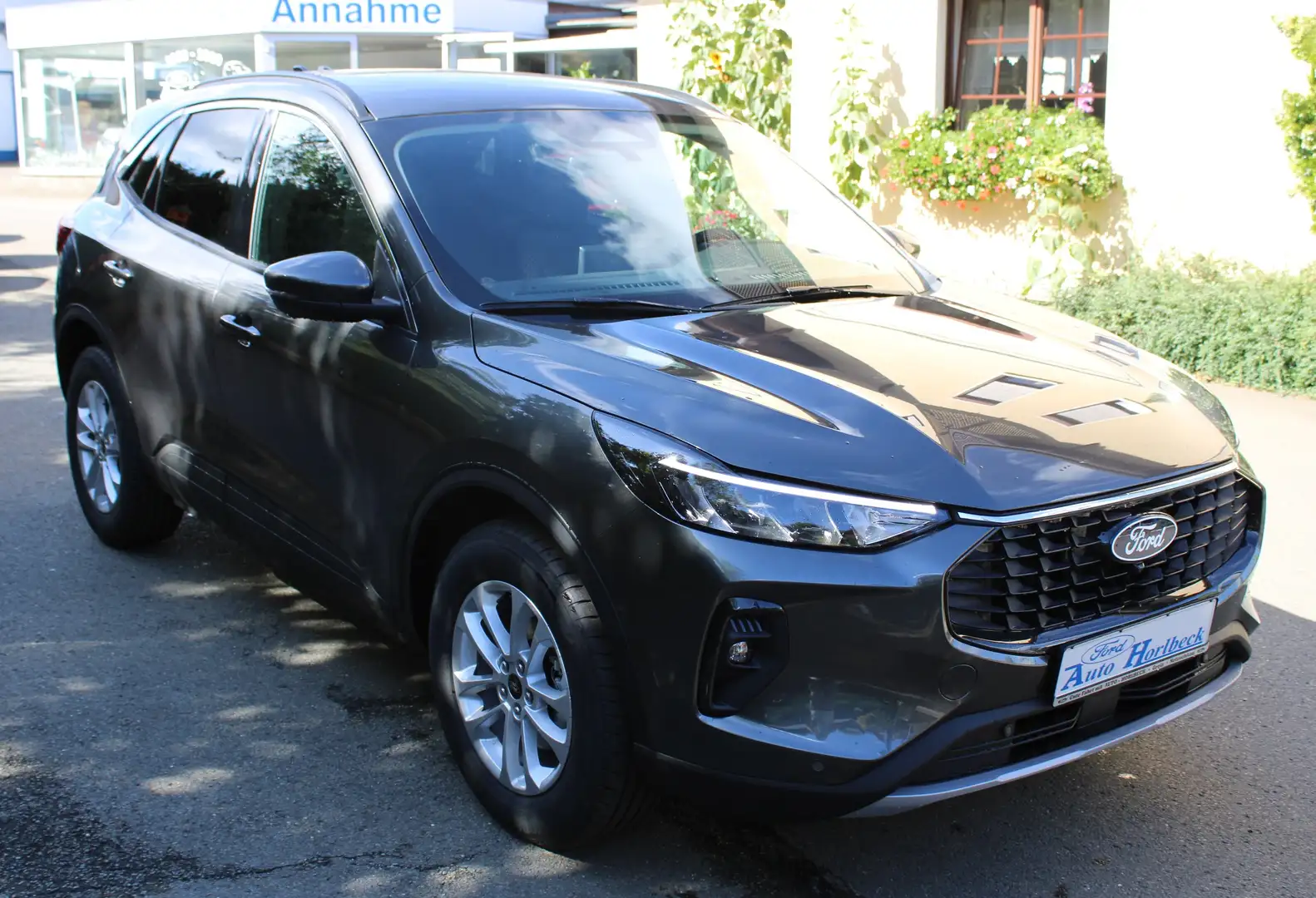 Ford Kuga Titanium/Winter-Paket/Fahrerassistenz-Paket/Navi Grau - 2