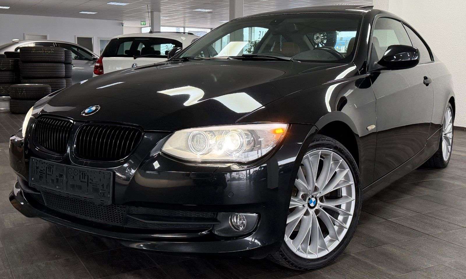 Second hand Bmw 3 Series 320