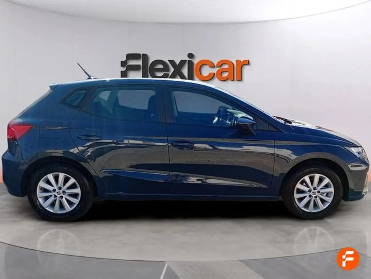 SEAT Ibiza 1.0 MPI S&S Reference Salta 80 Gris - 2