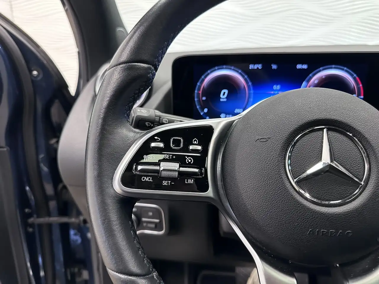 Mercedes-Benz GLA 250e*PHEV*PANO DAK*CAMERA*LED*LAGE BIV!*, миниатюра 24