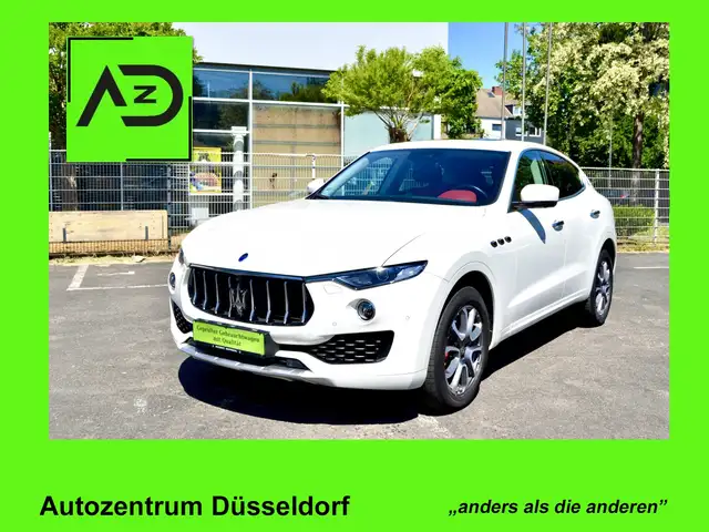 Maserati Levante 3.0 V6 4x4 *HARMANN-KARDON*UNFALLFREI*