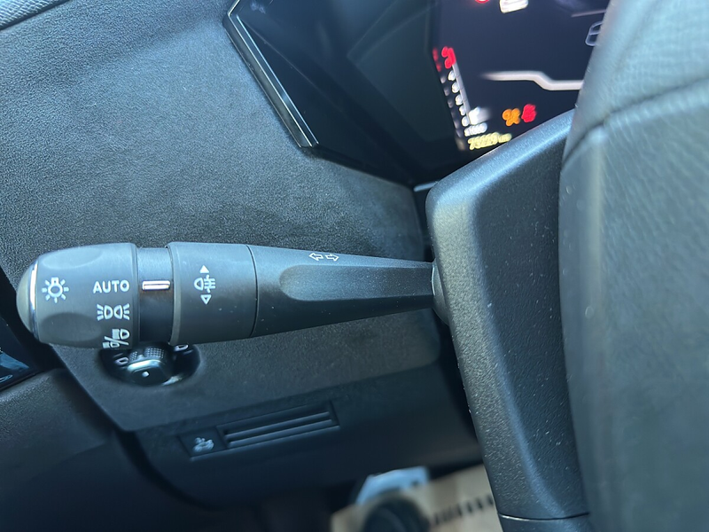 DS Automobiles DS 4 BlueHDi 130 S&S EAT8 Performance Line — photo 12