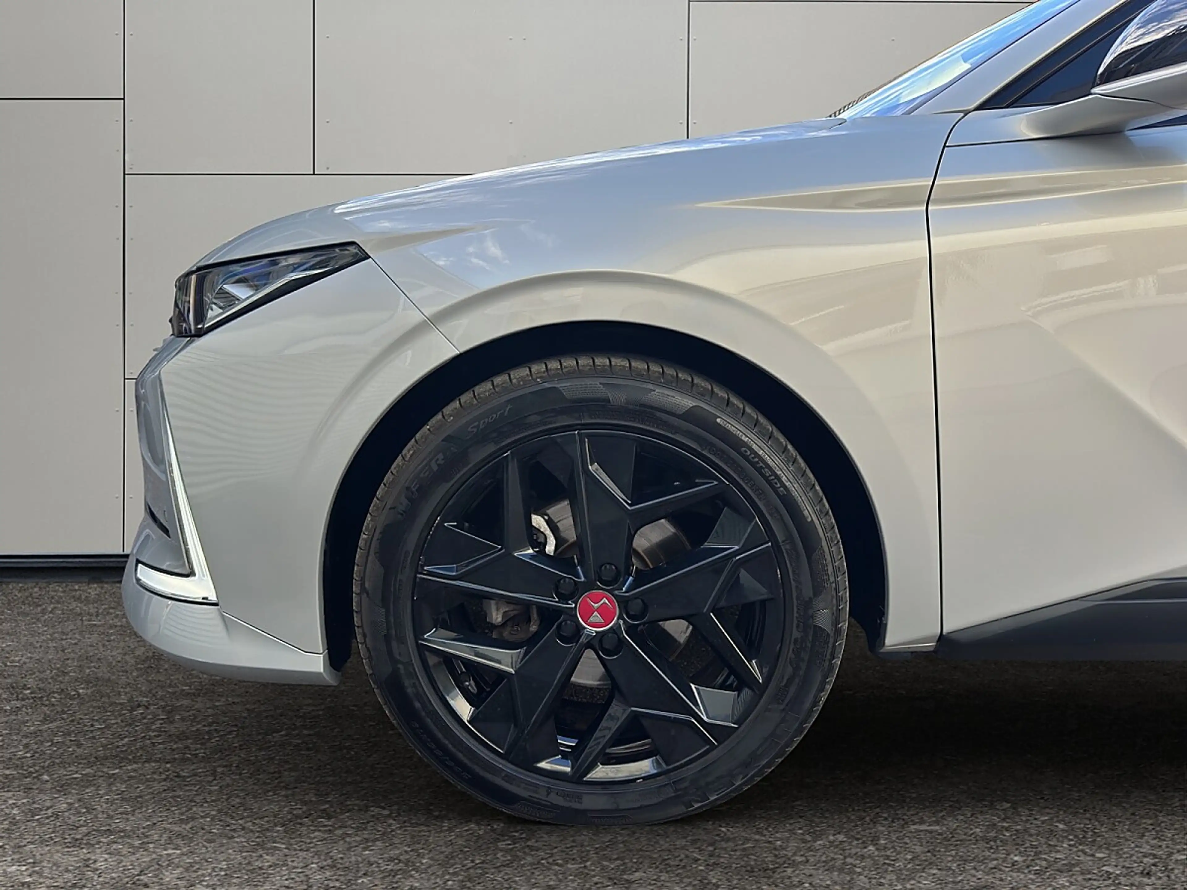 DS Automobiles DS 4 BlueHDi 130 S&S EAT8 Performance Line — photo 6