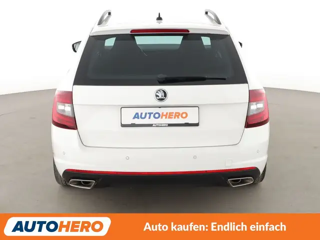 Skoda Octavia view 5