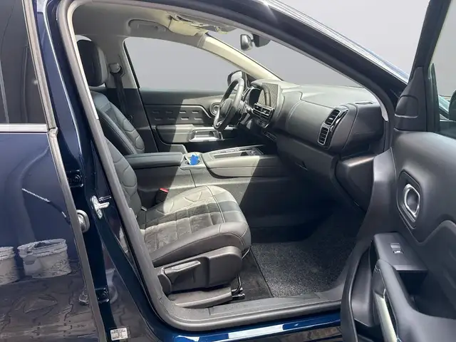 Citroen C5 Aircross view 12