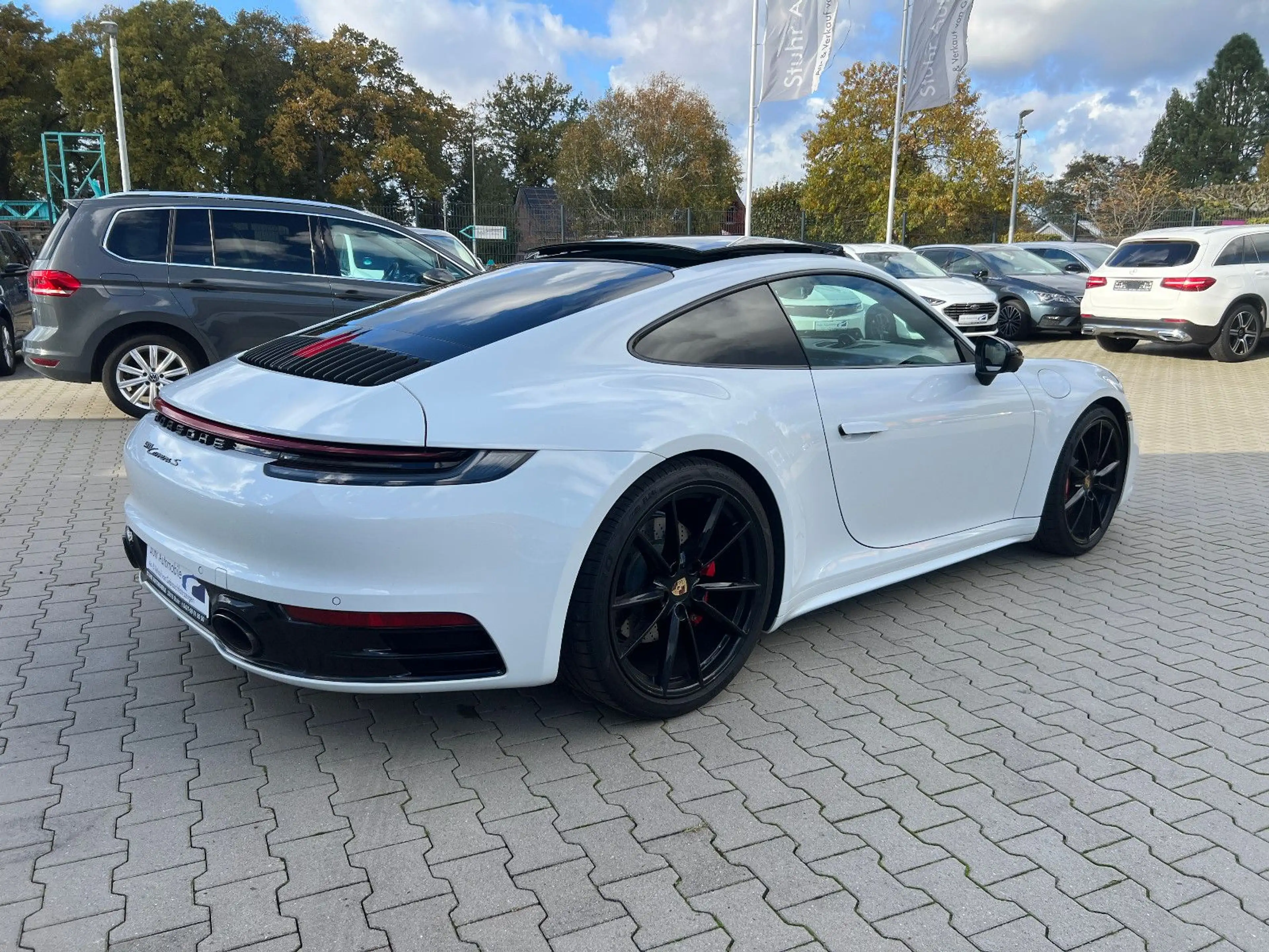 Porsche 911 Carrera S Approved Pano 360° Appro SHZ+B — photo 6