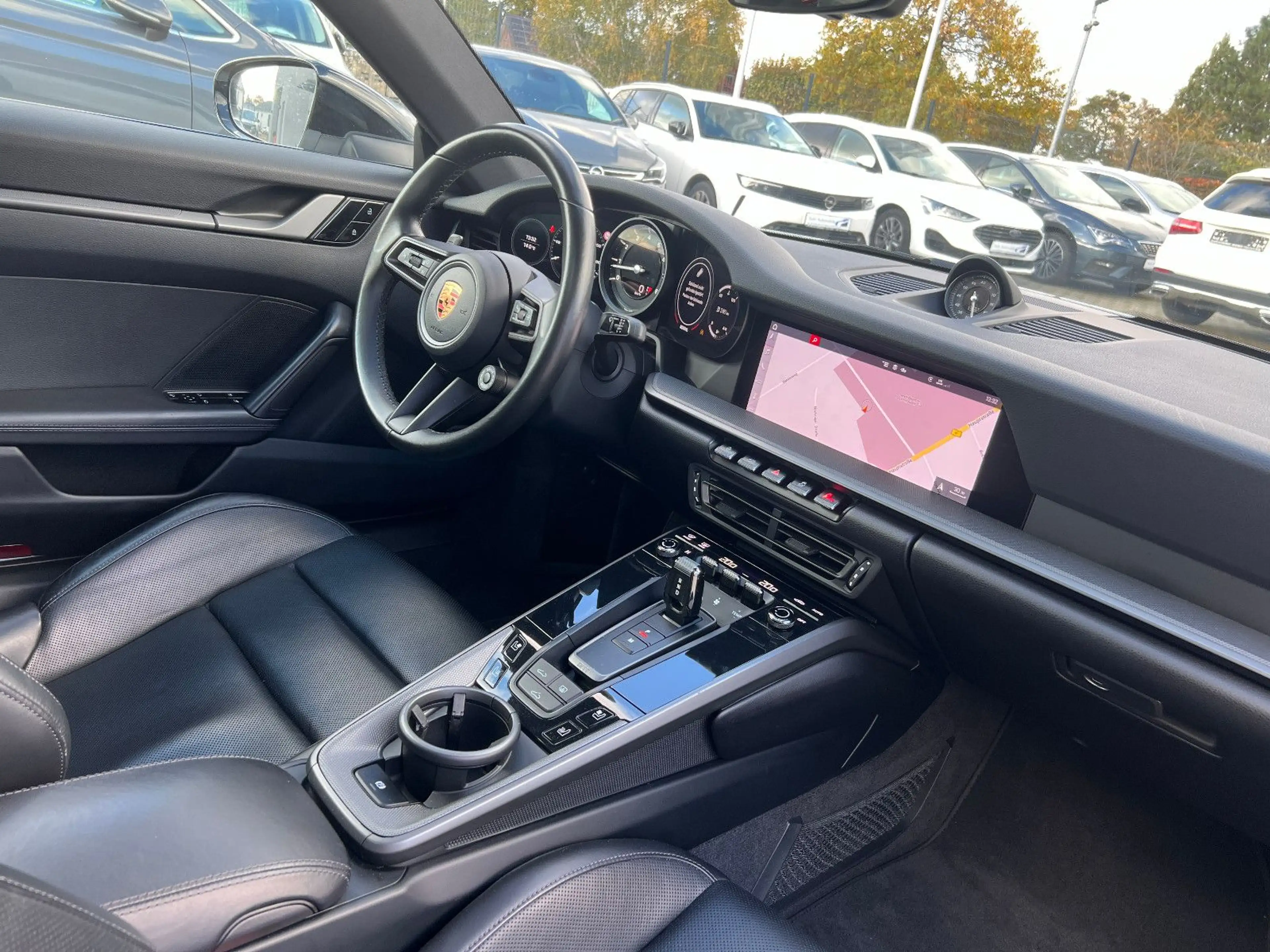 Porsche 911 Carrera S Approved Pano 360° Appro SHZ+B — photo 8