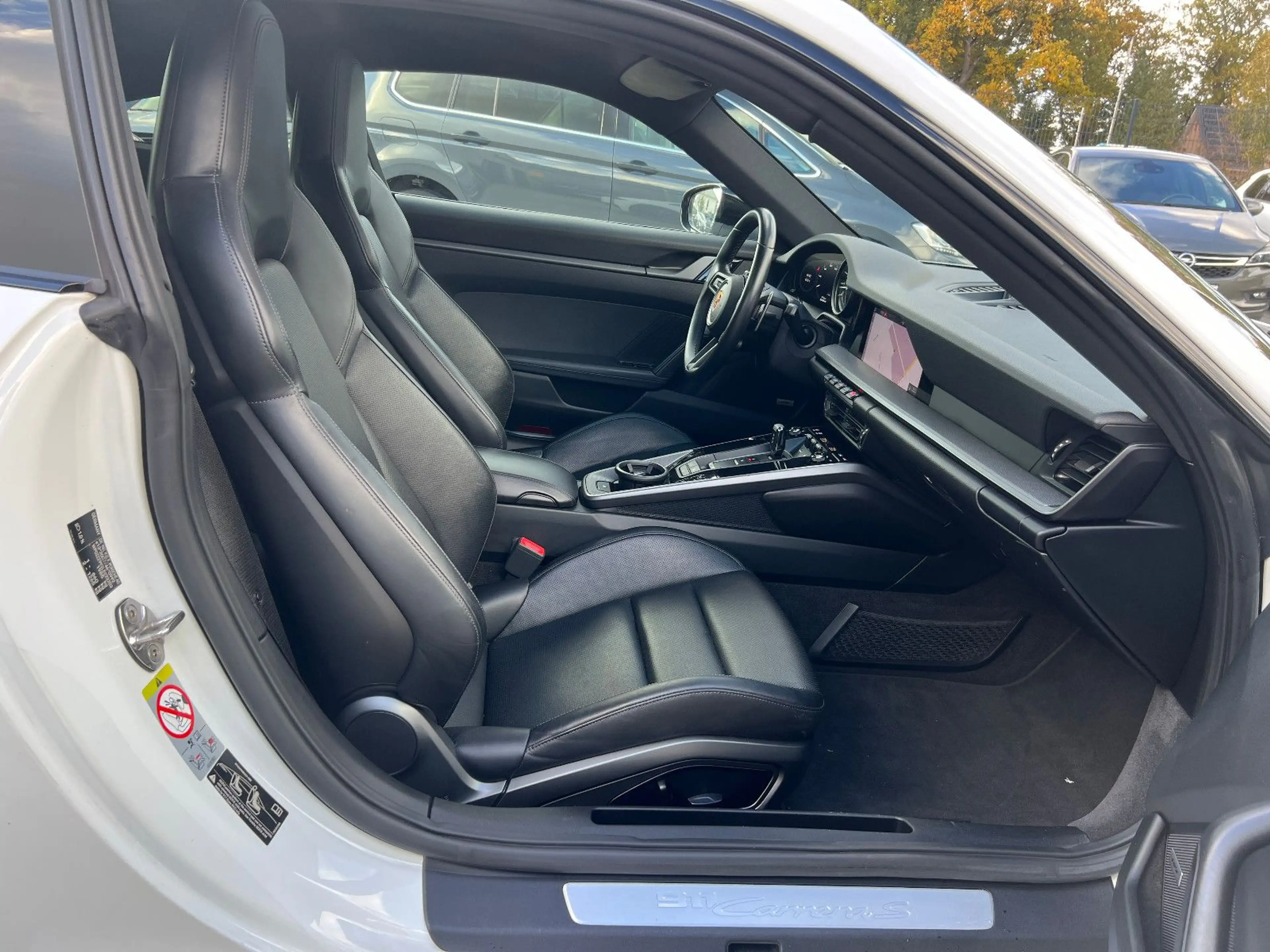Porsche 911 Carrera S Approved Pano 360° Appro SHZ+B — photo 9