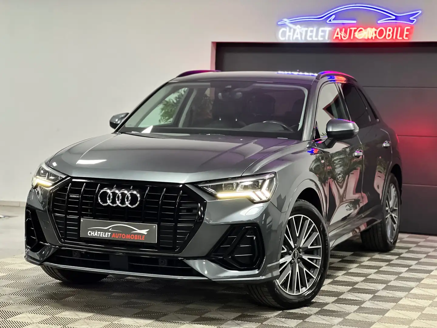 Audi Q3 Q3 2L TFSI S-Line Quattro Advanced S tronic Gris - 1