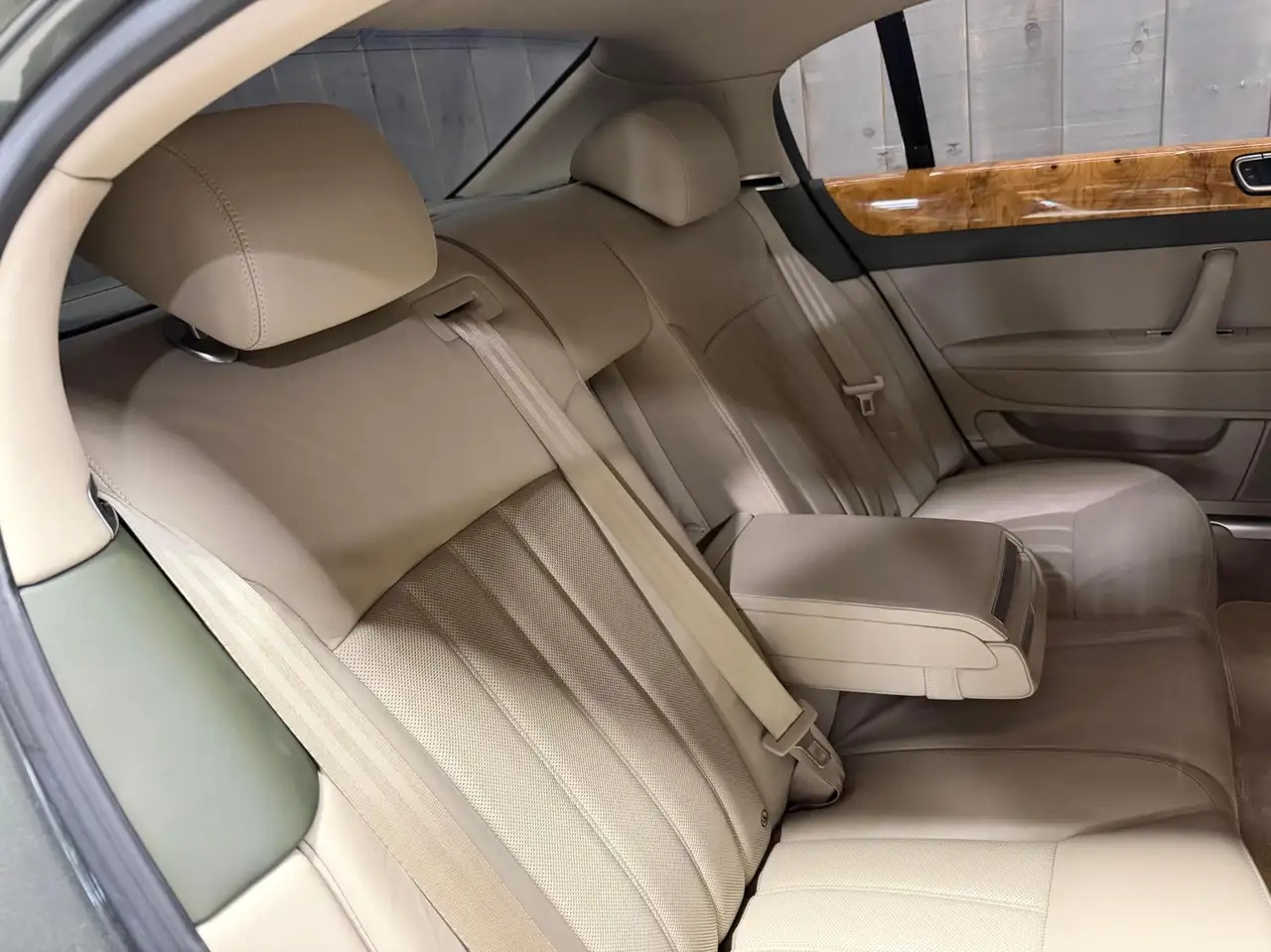 Bentley Flying Spur fotografie Bentley Flying Spur