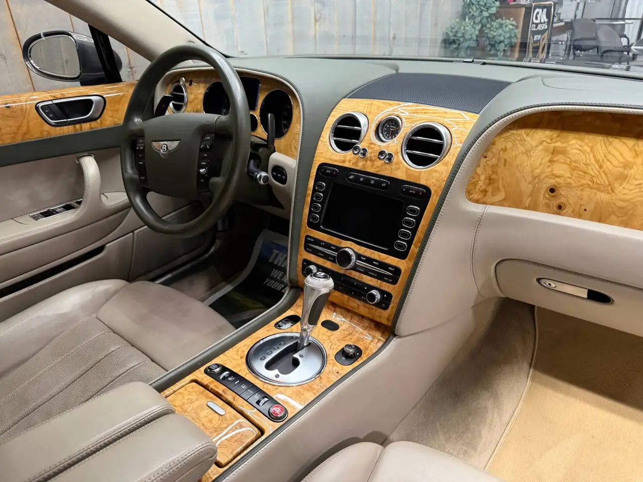 Bentley Flying Spur fotografie Bentley Flying Spur