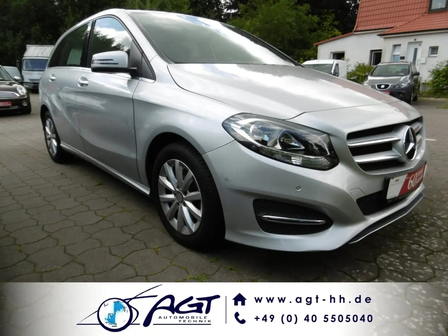 Mercedes-Benz 180 Style Aut. Klima Nav Temp.,Sitzheizung PDC Silber - 1