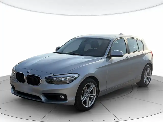 BMW 118 Serie 1 118d Advantage 5p auto