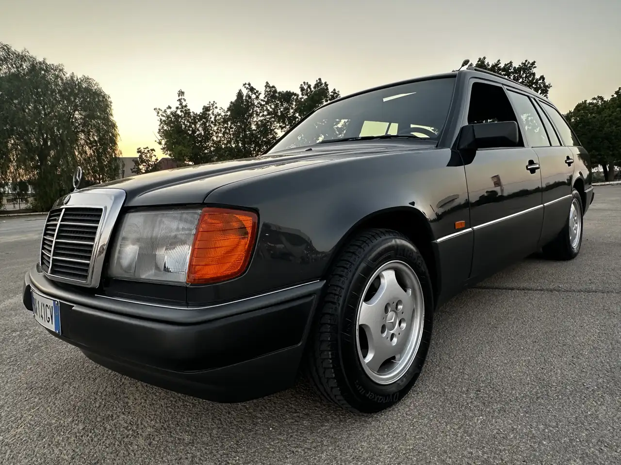 Mercedes-Benz E 200 200TE, foto 1