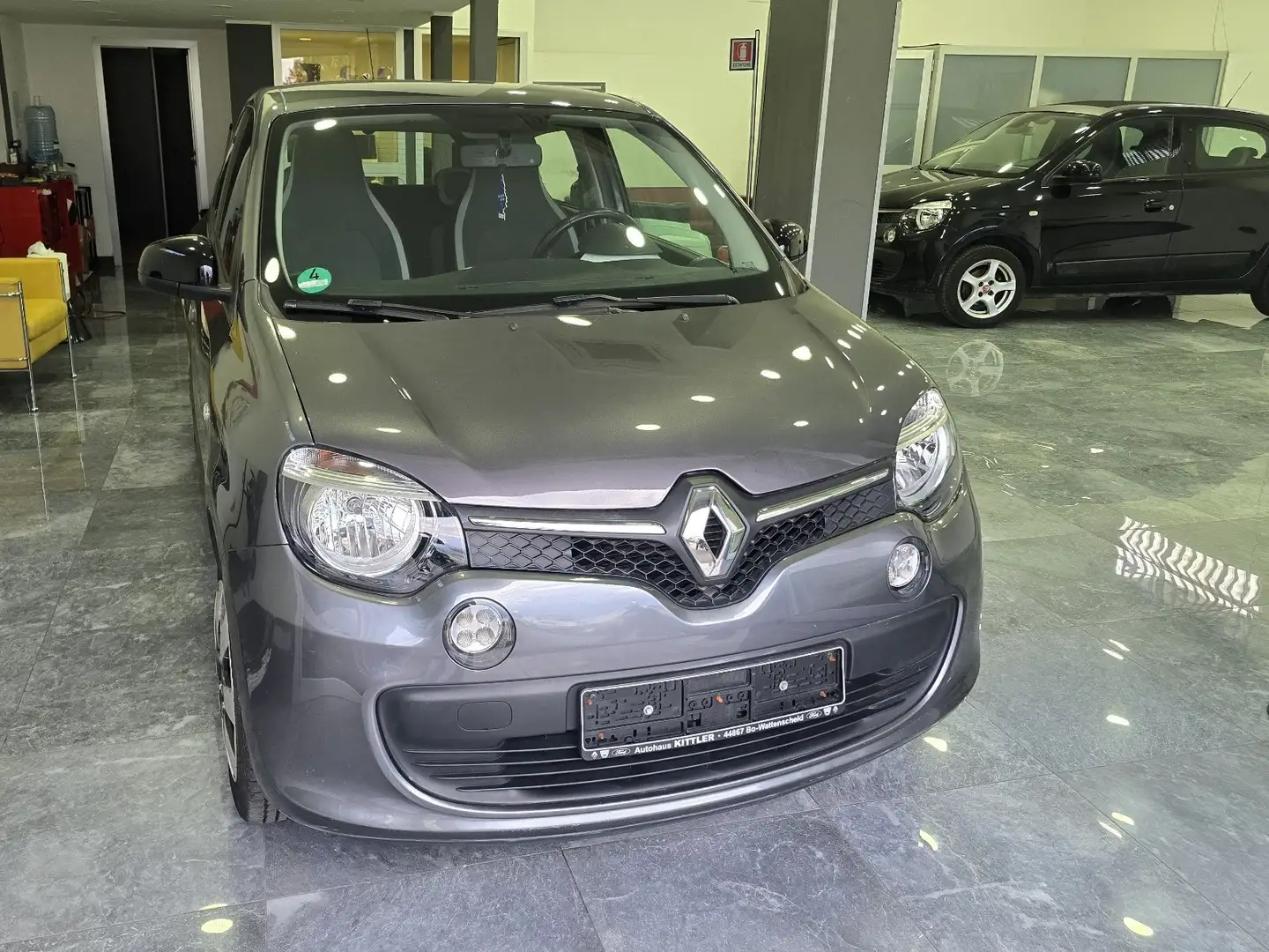 Renault Twingo 1.0 Limited - 1