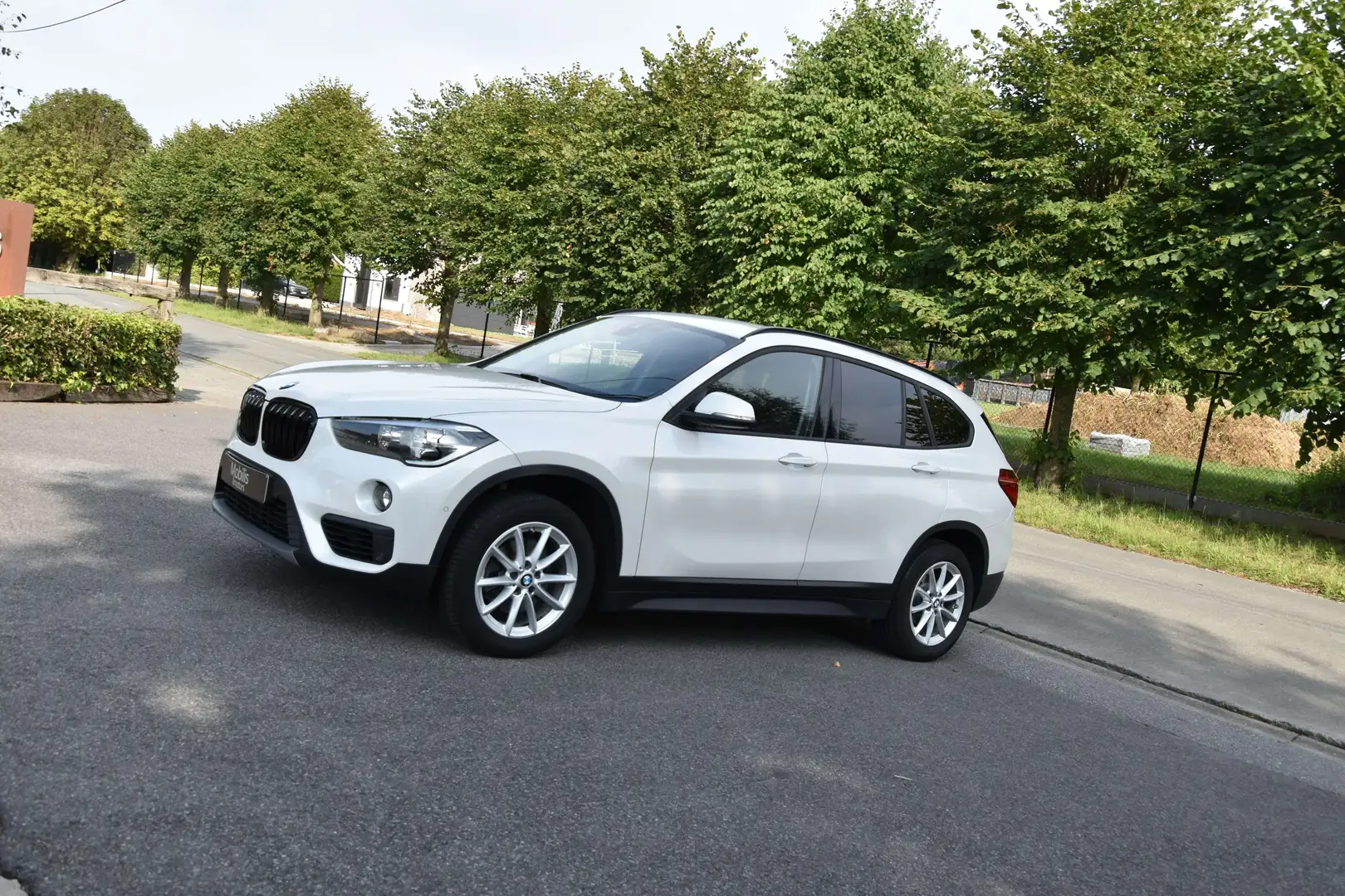 BMW X1 1.5iA sDrive18 EU6d-TEMP Automaat/NaviPro/ParkAsst Wit - 2