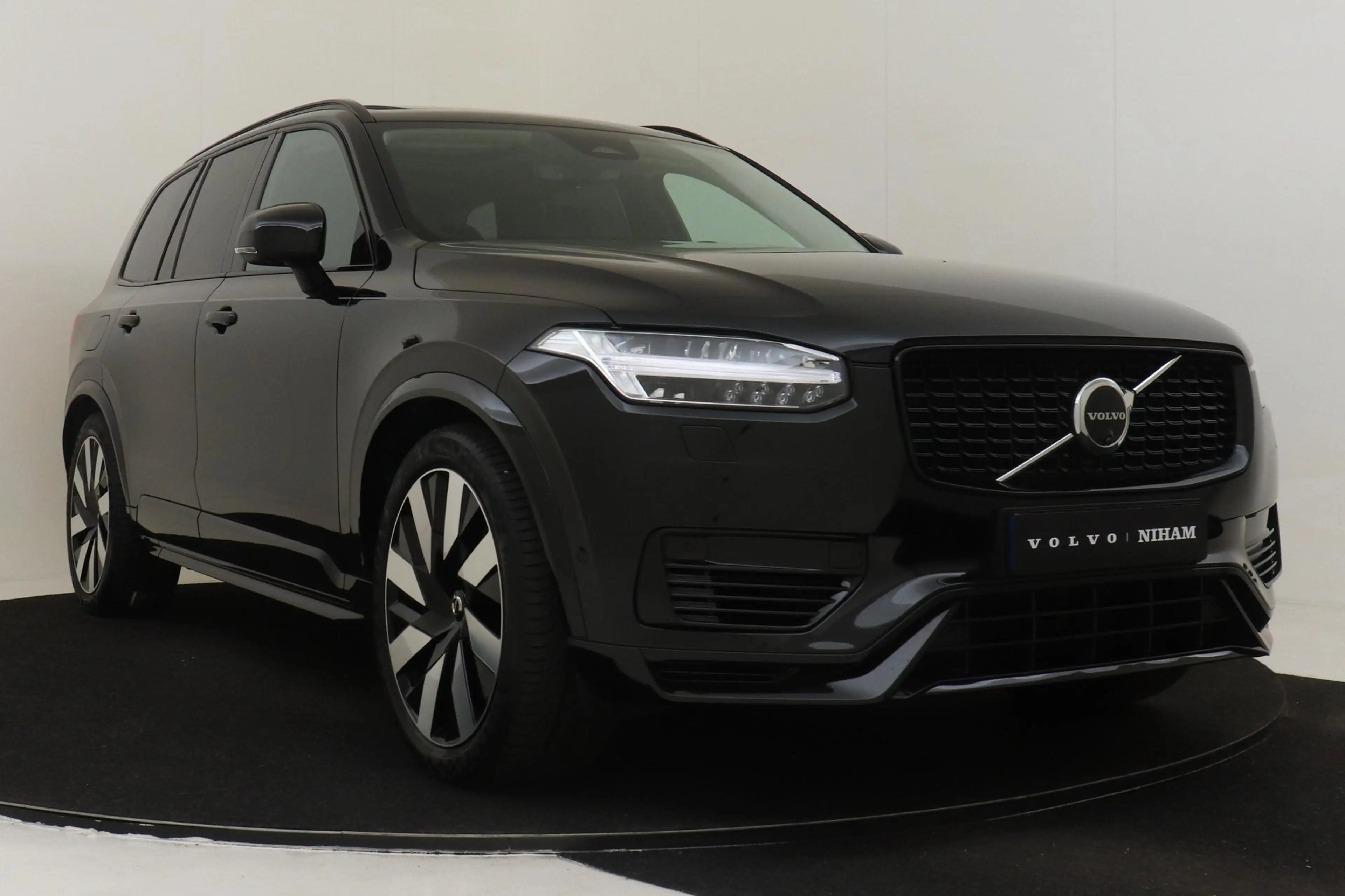 Volvo XC90 T8 PLUG-IN HYBRID AWD ULTRA DARK *FULL OPTIONS!* - — photo 11