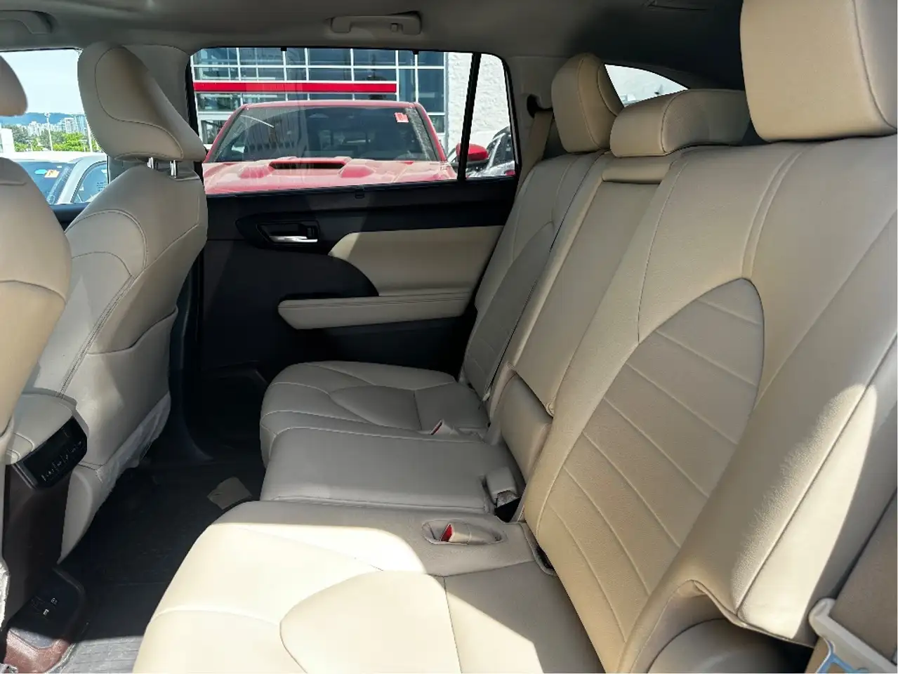 Toyota Highlander photo Toyota Highlander