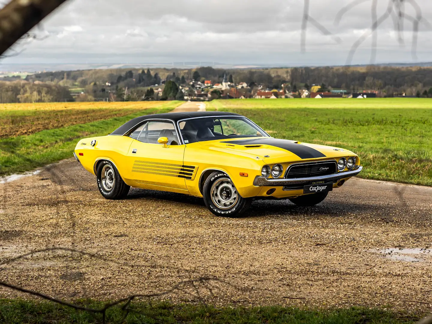 Dodge Challenger 360ci Jaune - 1