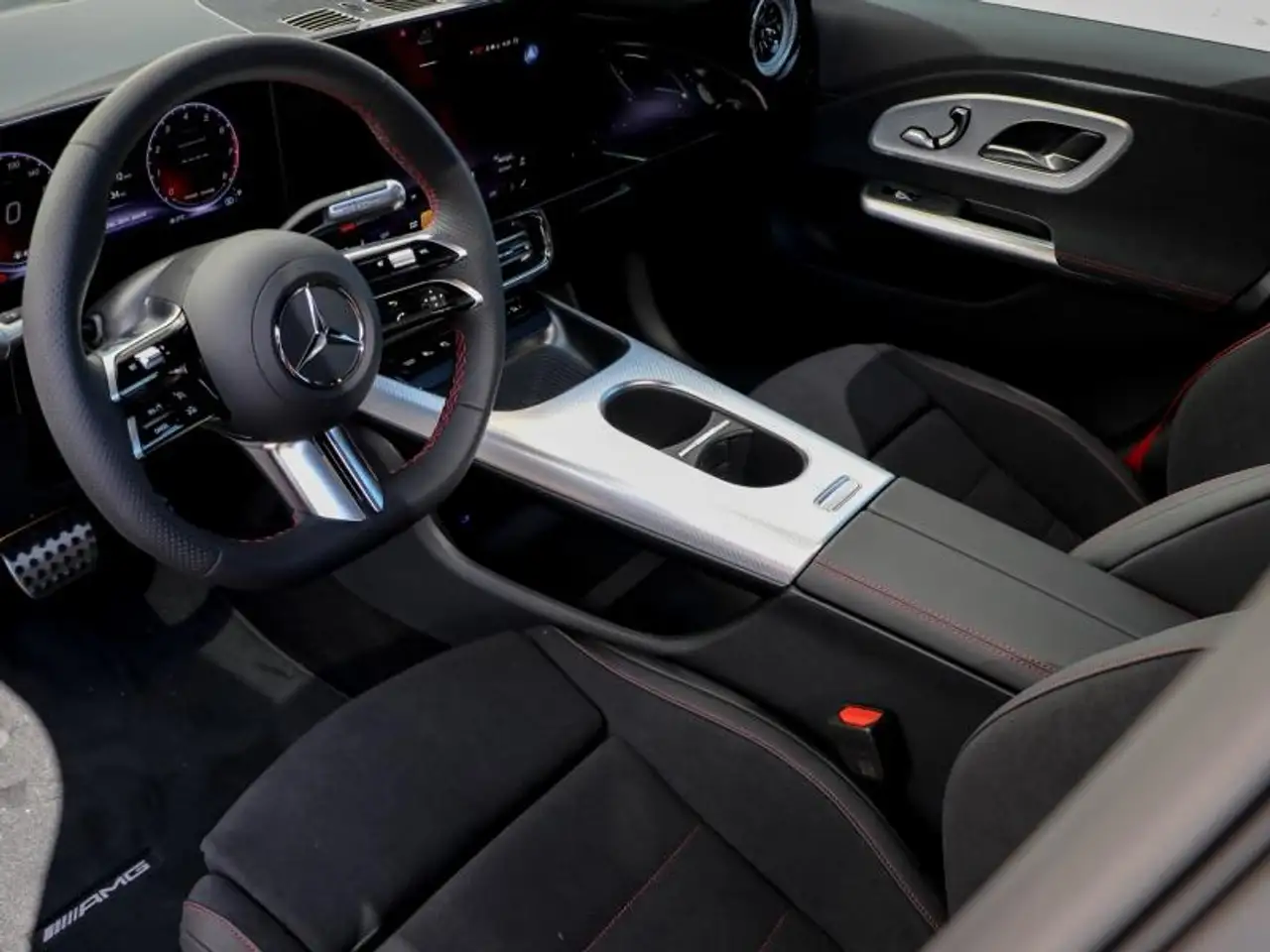 Mercedes-Benz CLA 2026 — фото 14