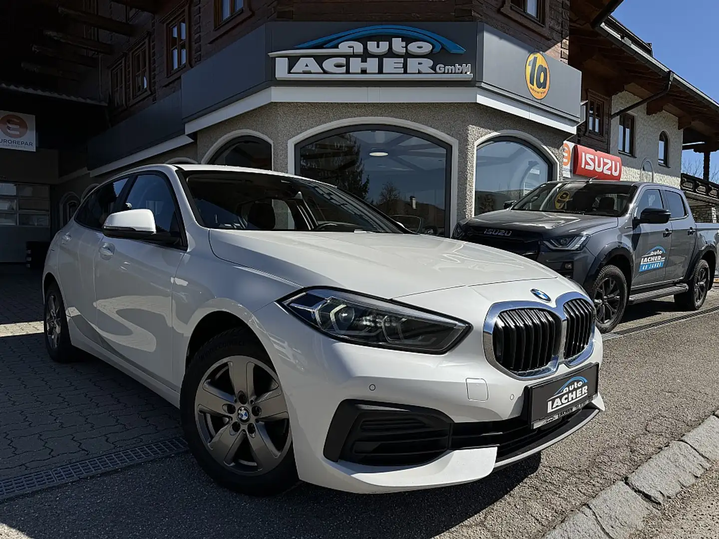 BMW 116 d Aut.*LED*Livecockpit* Wit - 1