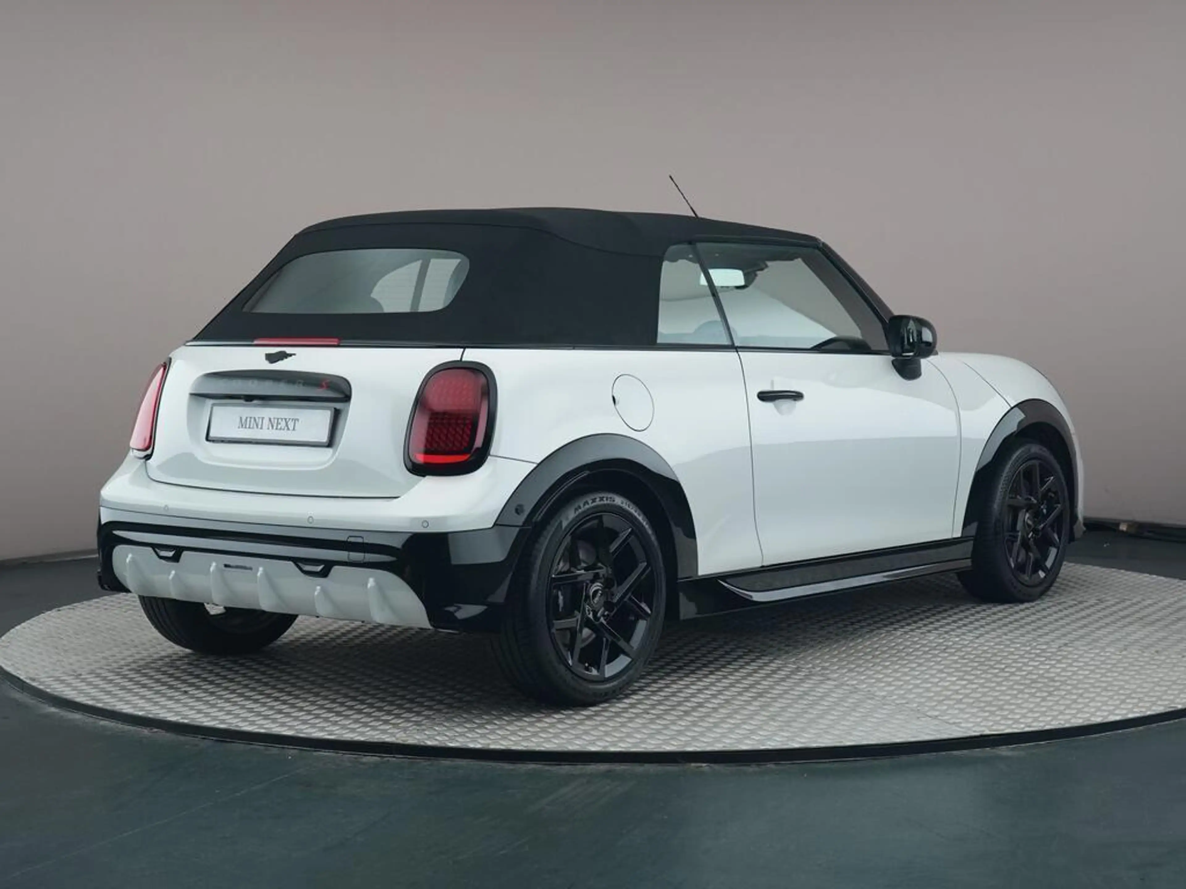 MINI Cooper S Cabrio 2.0 John Cooper Works M — photo 11