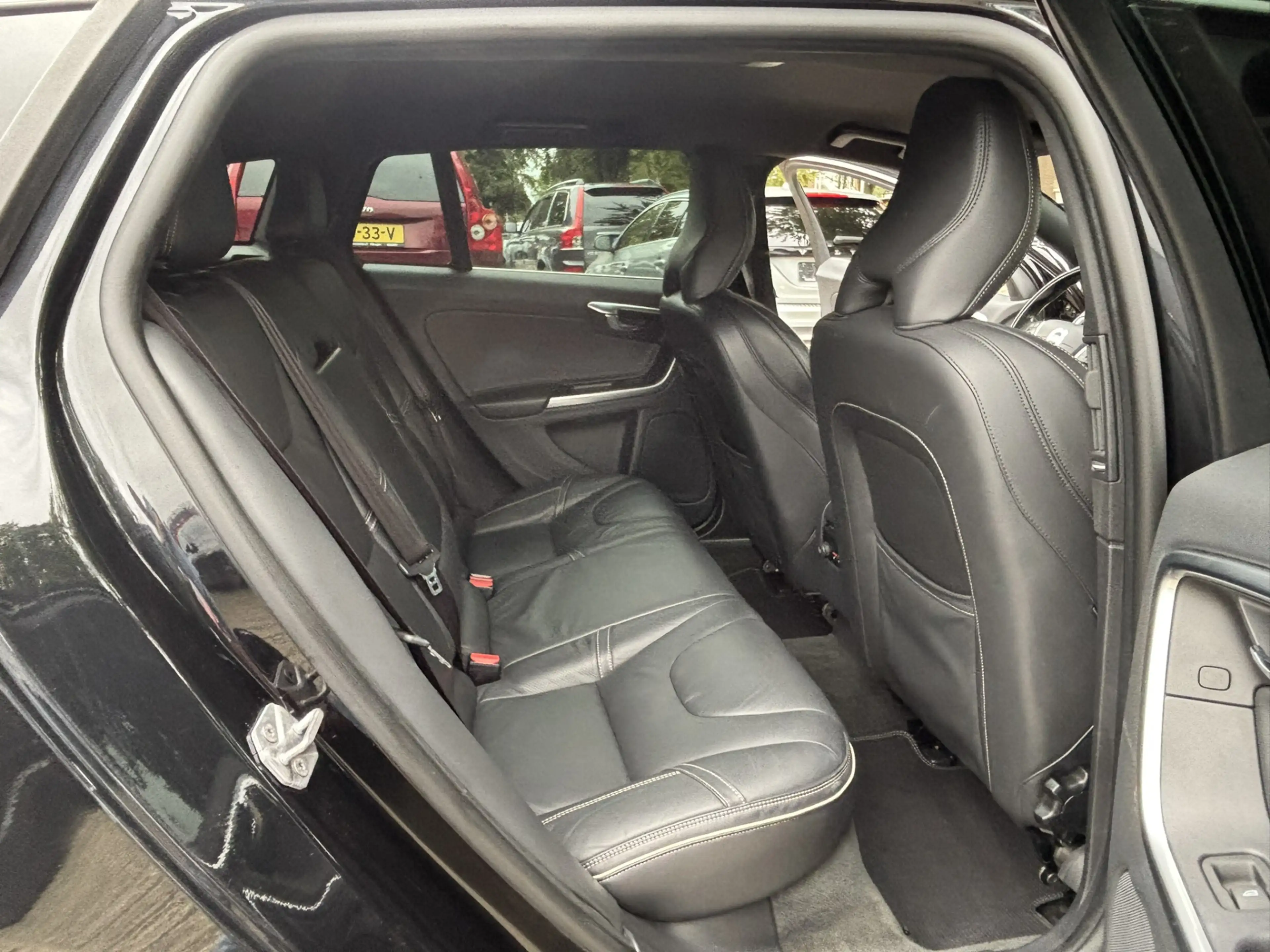 Volvo V60 3.0 T6 330pk AWD R-Design Polestar Keyless Standka — photo 12