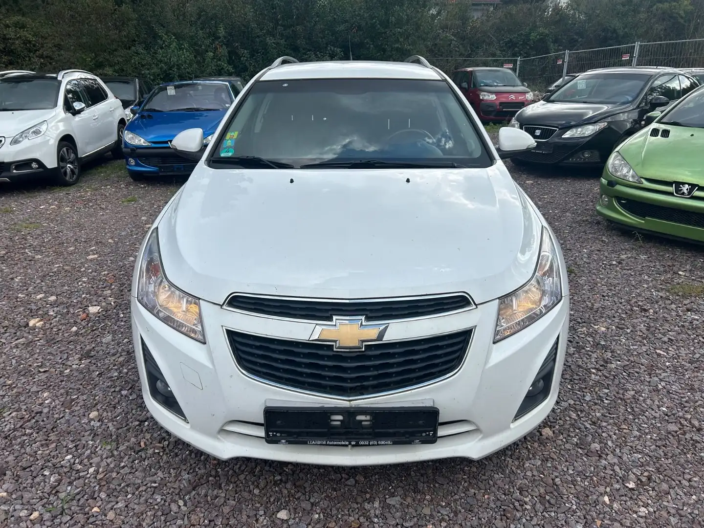 Chevrolet Cruze Station Wagon LTZ+ *Automatik* Weiß - 2