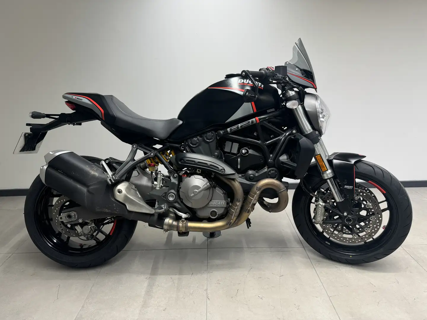 Ducati Monster 821 Negru - 1
