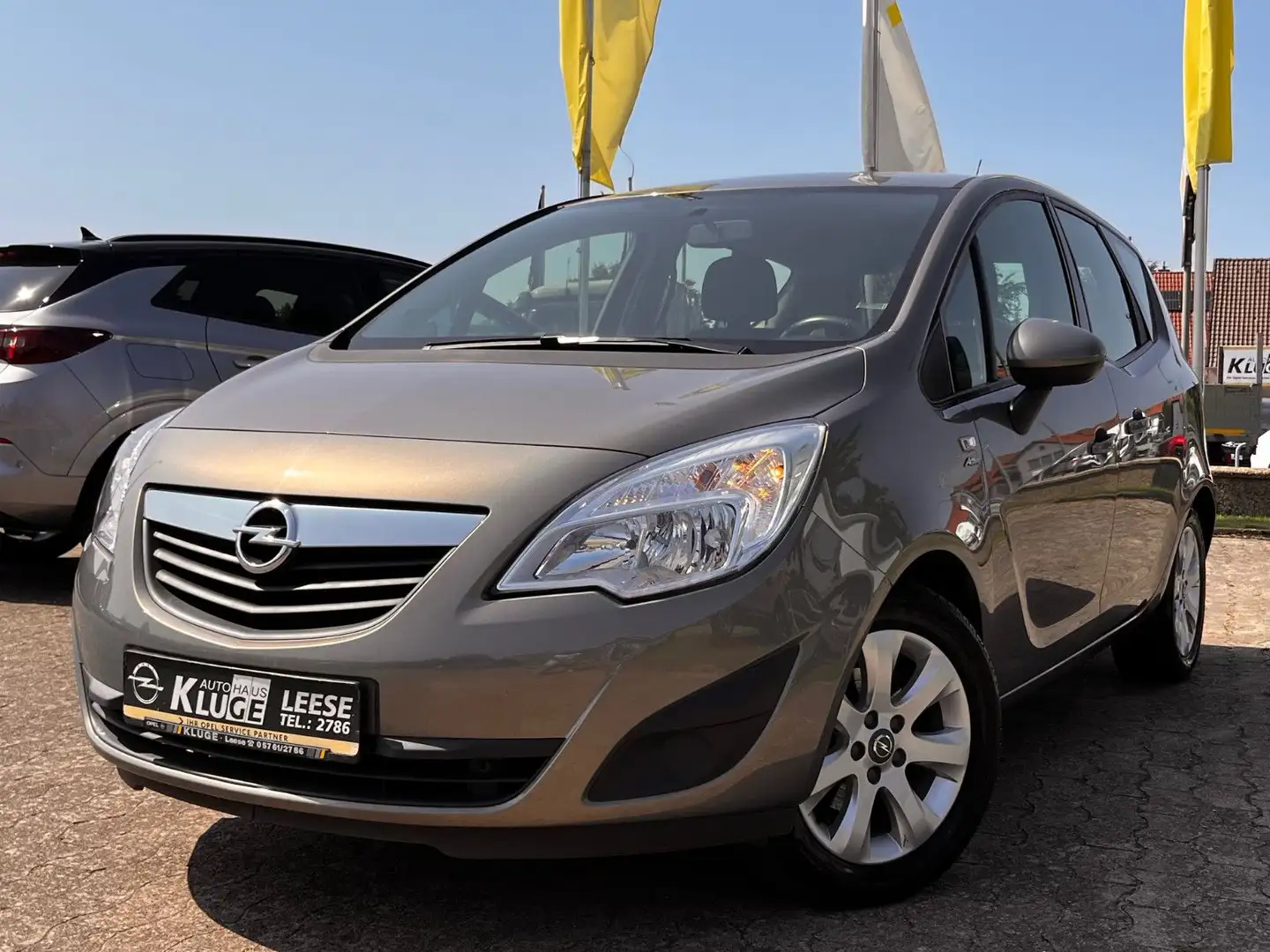 Opel Meriva B 1,4 Active, Klima, Tempomat,AHK-abn, CD Grau - 1