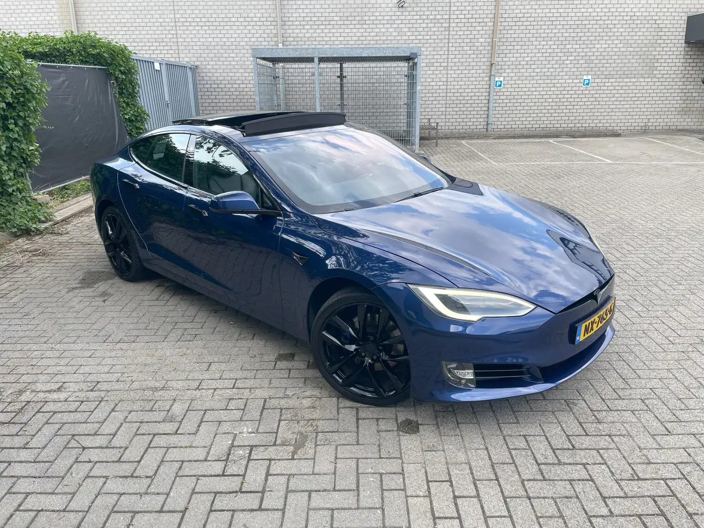 Tesla Model S Model S 75D EXCLUSIEVE UITVOERING PROPVOL OPTIES!! Blauw - 2