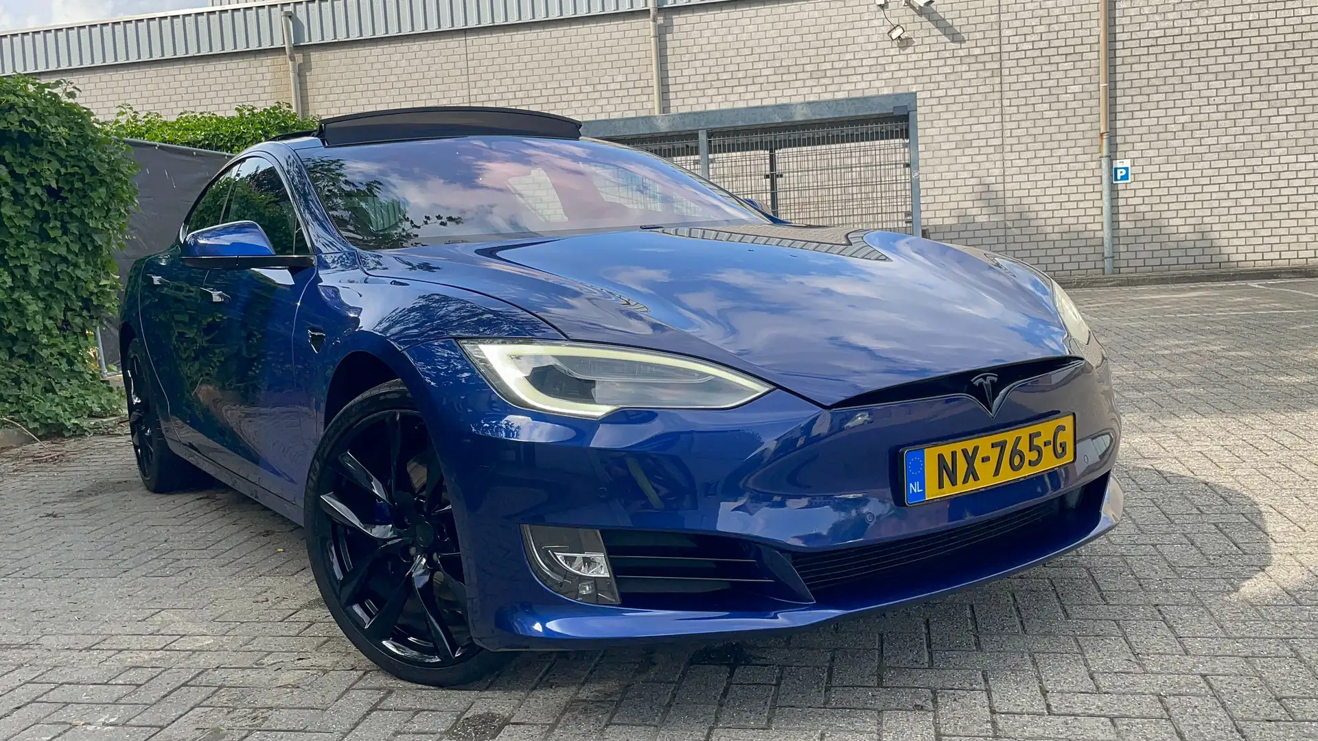 Tesla Model S Model S 75D EXCLUSIEVE UITVOERING PROPVOL OPTIES!! Blauw - 1