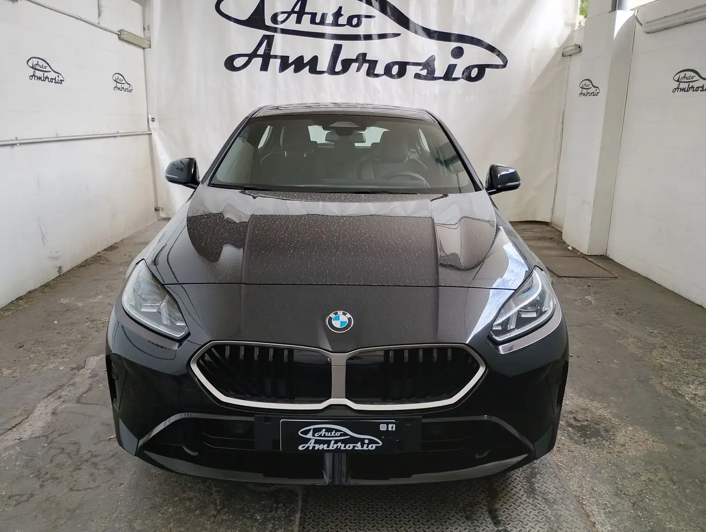 BMW 118 118d MSport tua da 369,00 al mese Schwarz - 2
