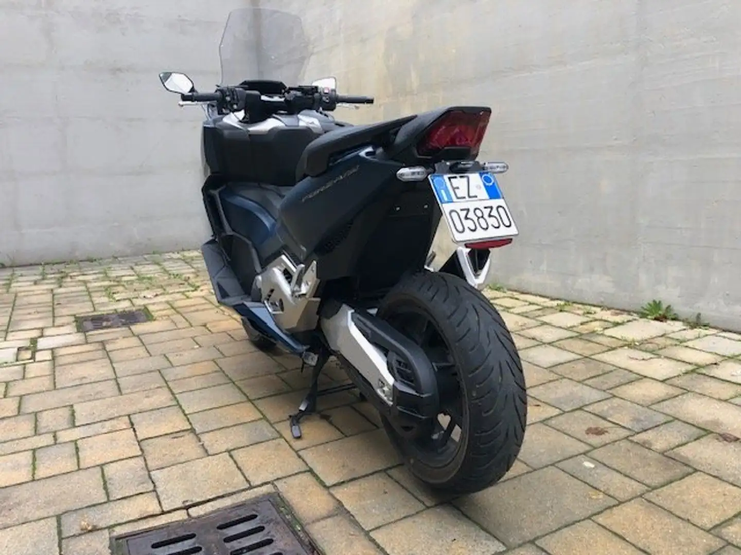 Honda Forza 750 Blu/Azzurro - 2